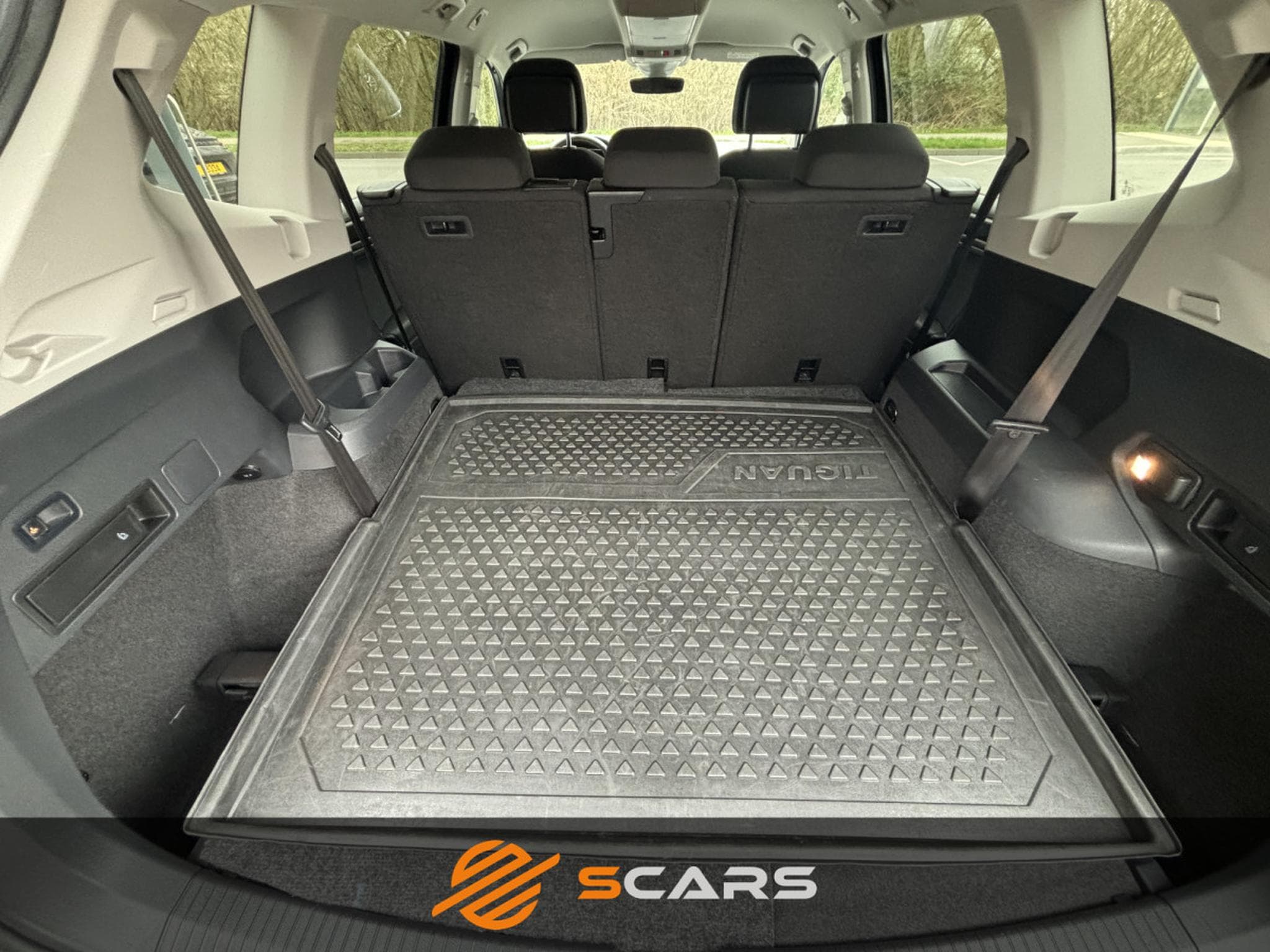 VW Tiguan Allspace 2.0 Tsi DSG 4Motion 7 places (2018) - Photo 13
