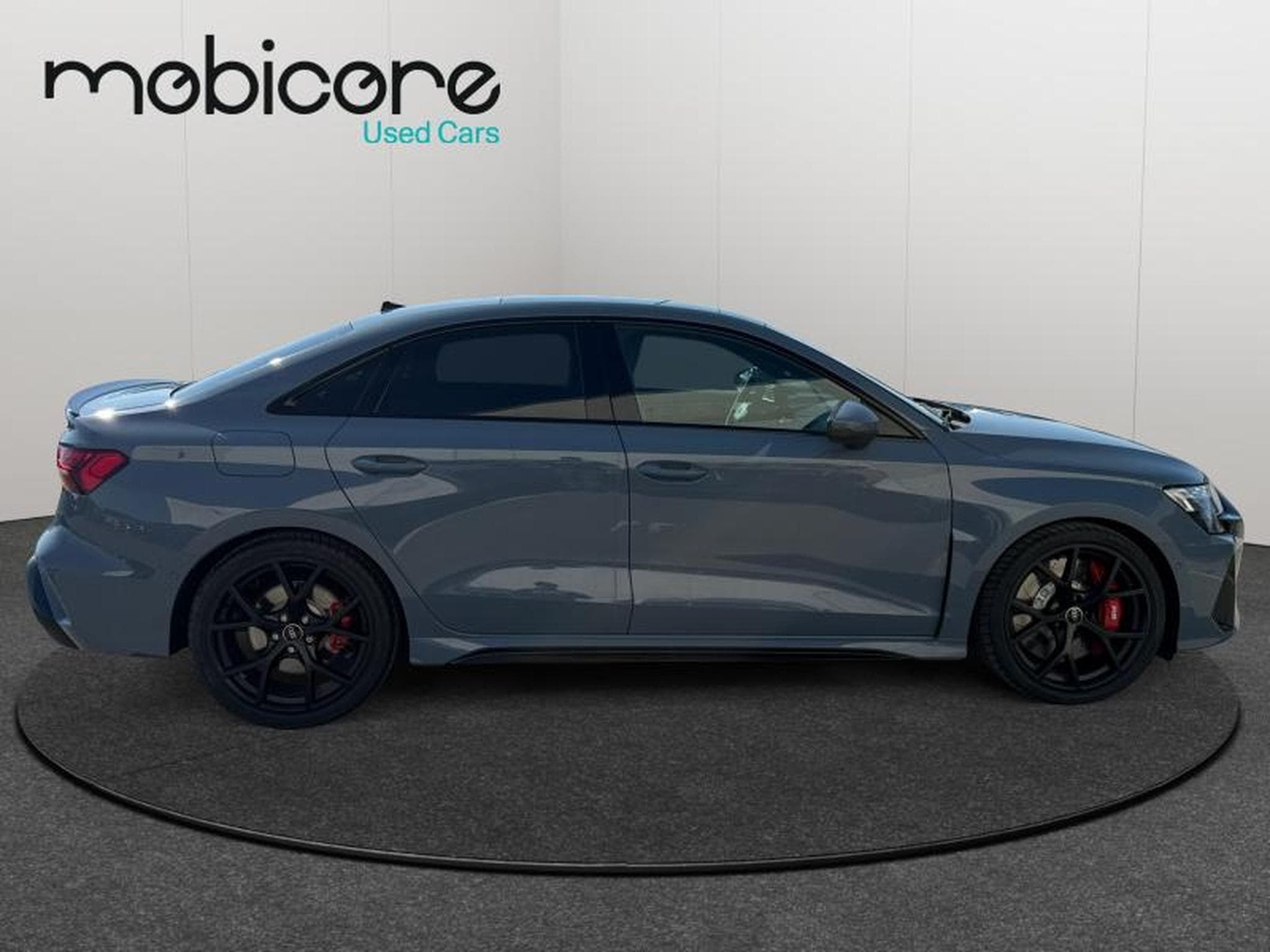 Audi RS3 Limousine / Essence (2026) - Photo 7