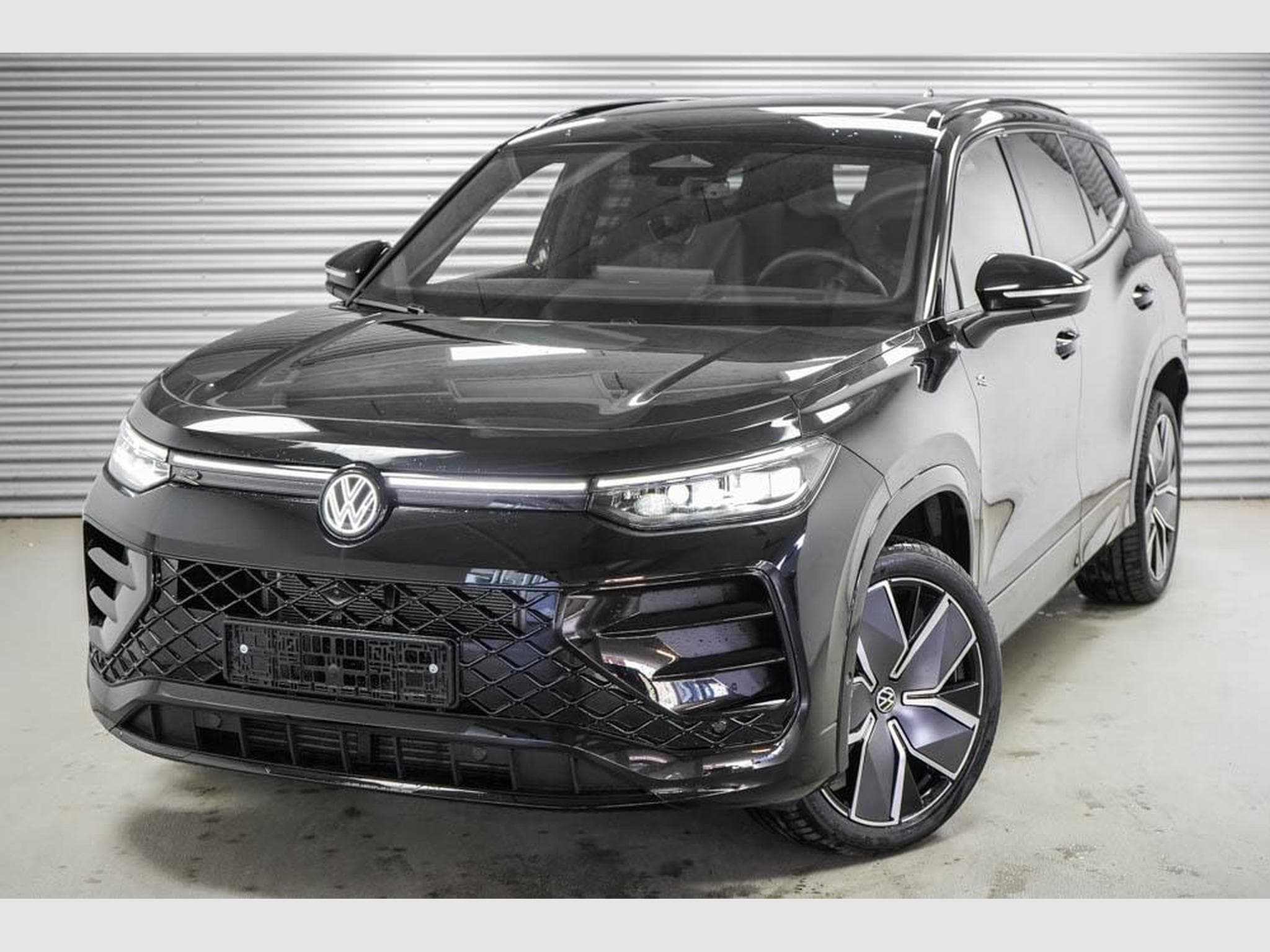VW Tayron 2,0 TDI DSG (2026) - Photo 1
