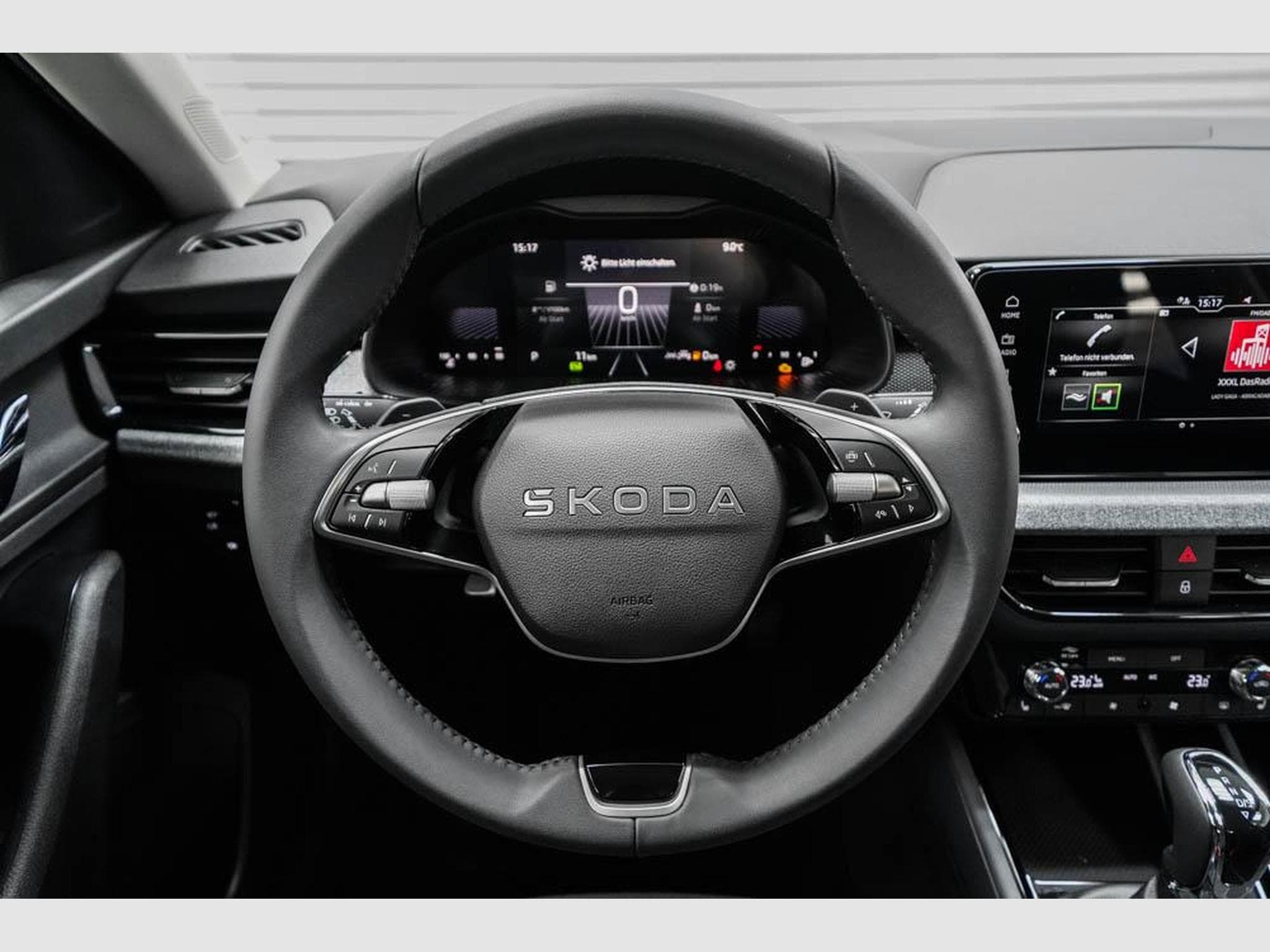 Skoda Scala 1,0 TSI DSG (2026) - Photo 9