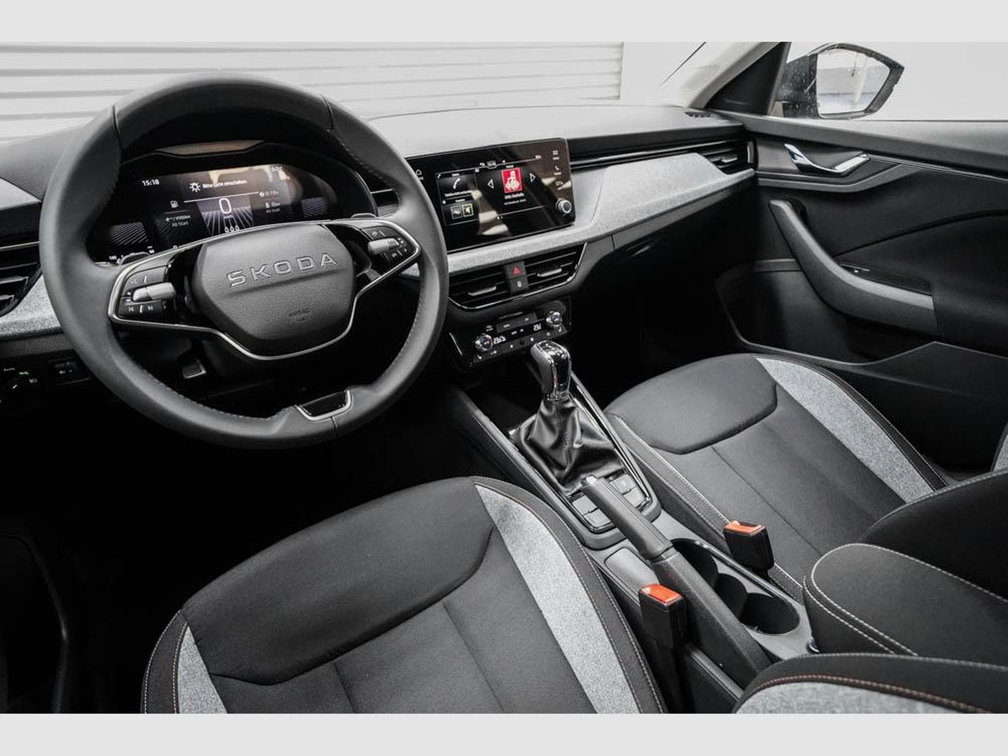 Skoda Scala 1,0 TSI DSG (2026) - Photo 7