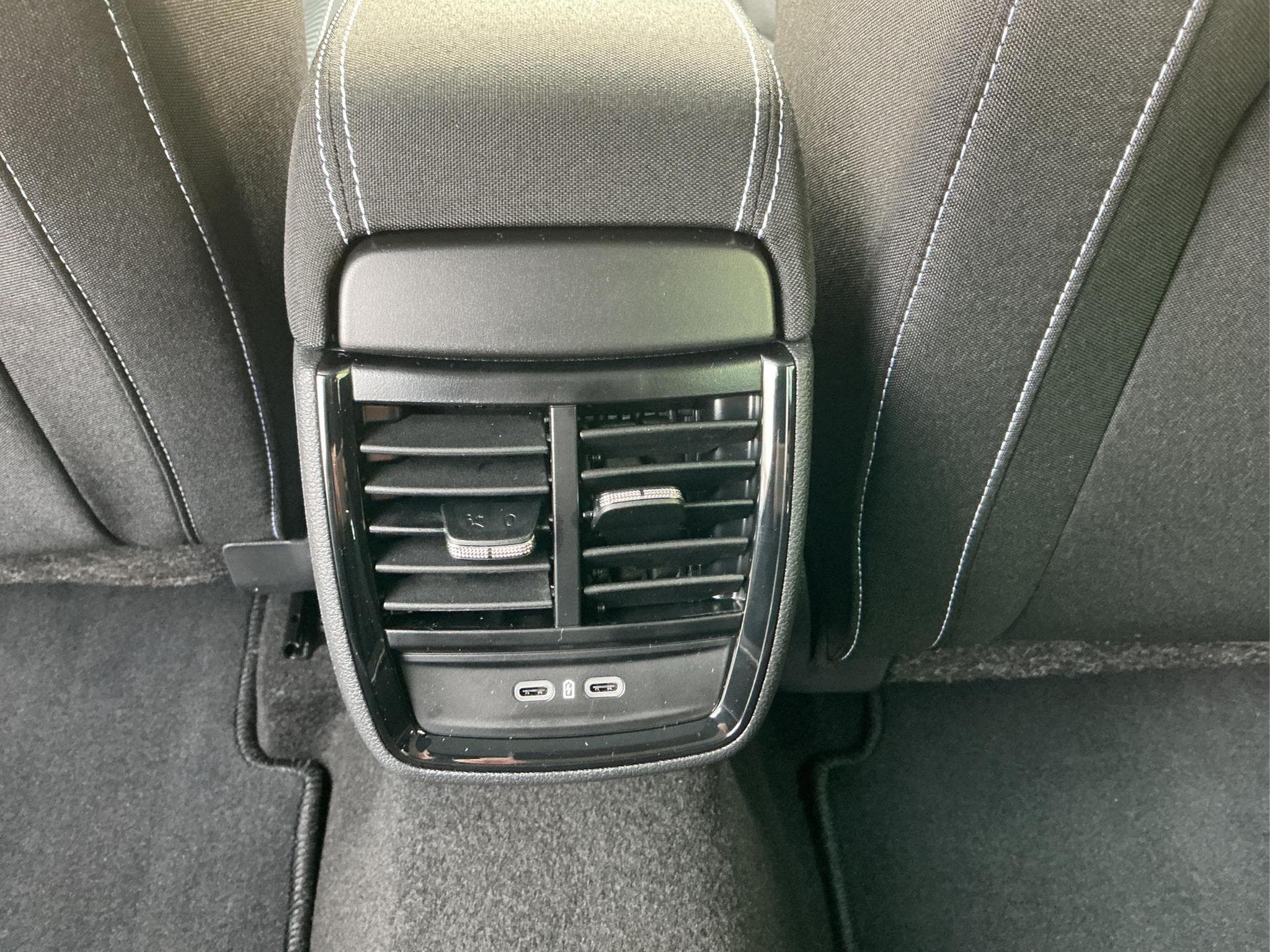 Skoda Kamiq Monte Carlo (2026) - Photo 13