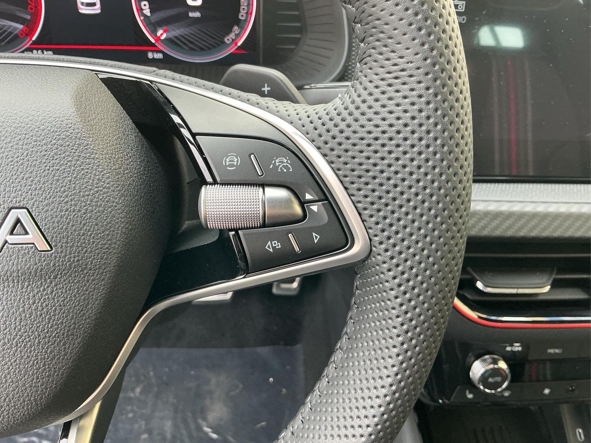 Skoda Kamiq Monte Carlo (2026) - Photo 16