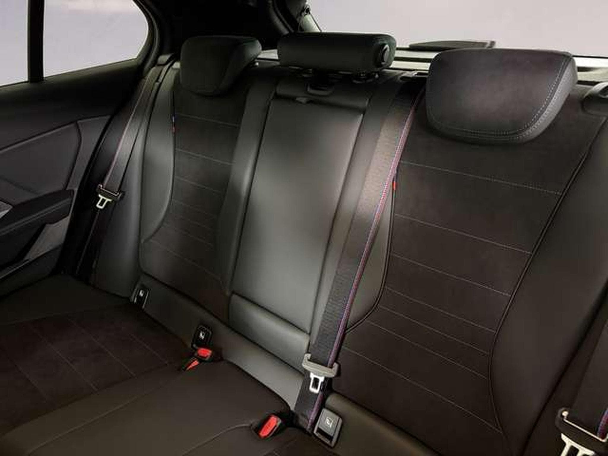 BMW 120 d HK HiFi DAB LED Komfortzg. (2025) - Photo 9