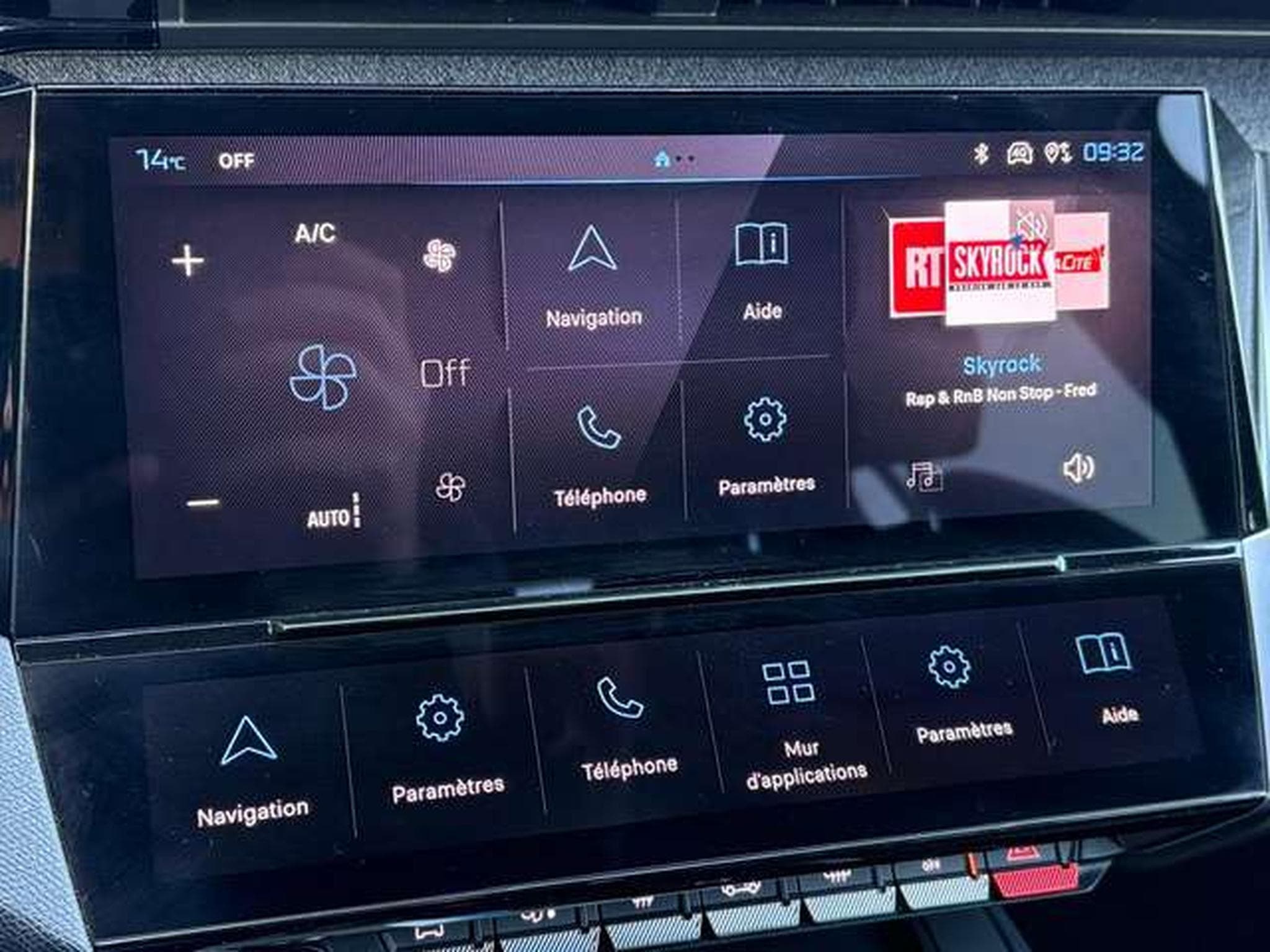 Peugeot 308 1.2 PURETECH 130CH S&S ALLURE (2023) - Photo 12