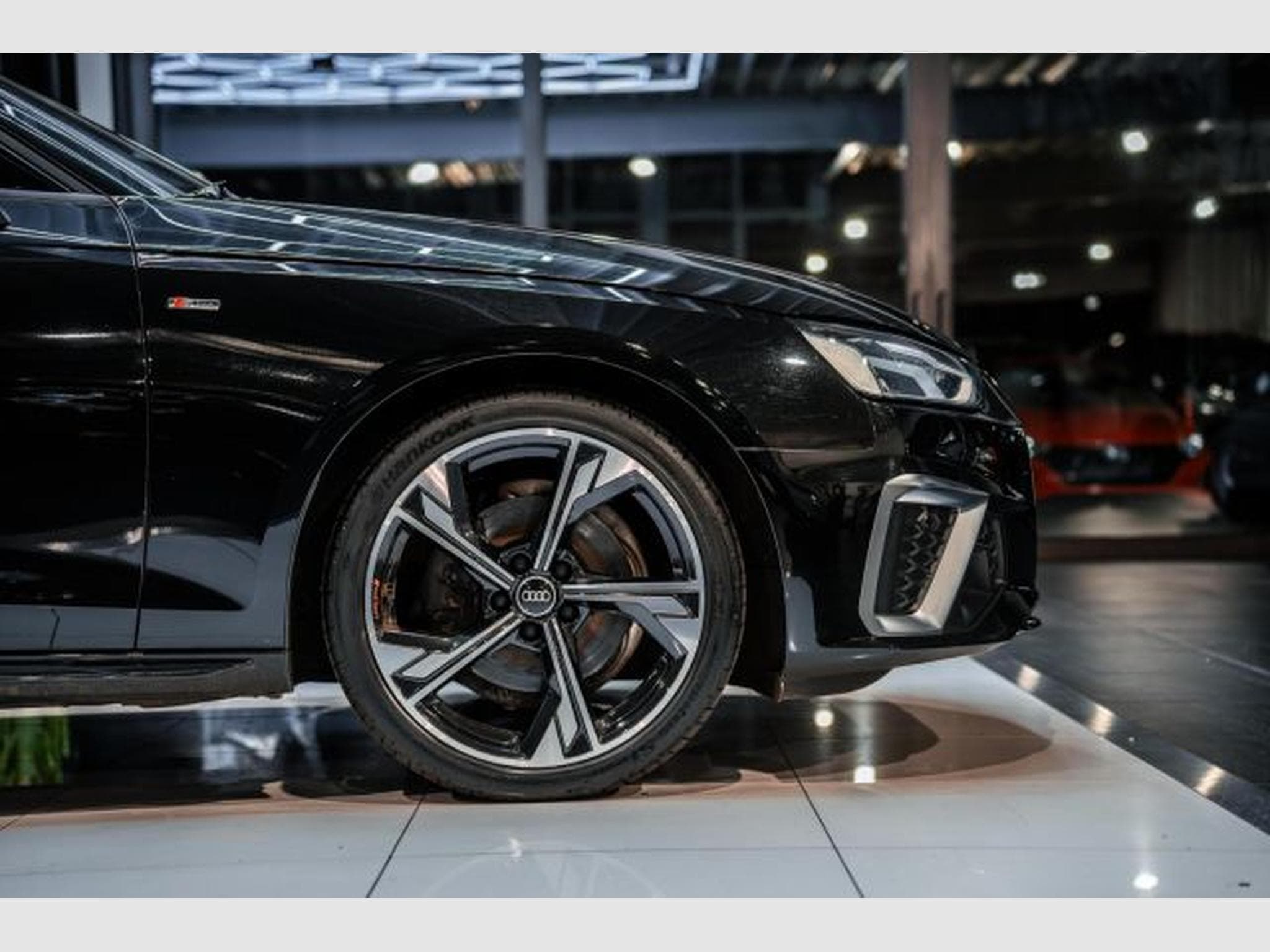 Audi A4 A4 Avant 35 TDI S-tronic S-Line NAVI RFK SHZ LED (2023) - Photo 9