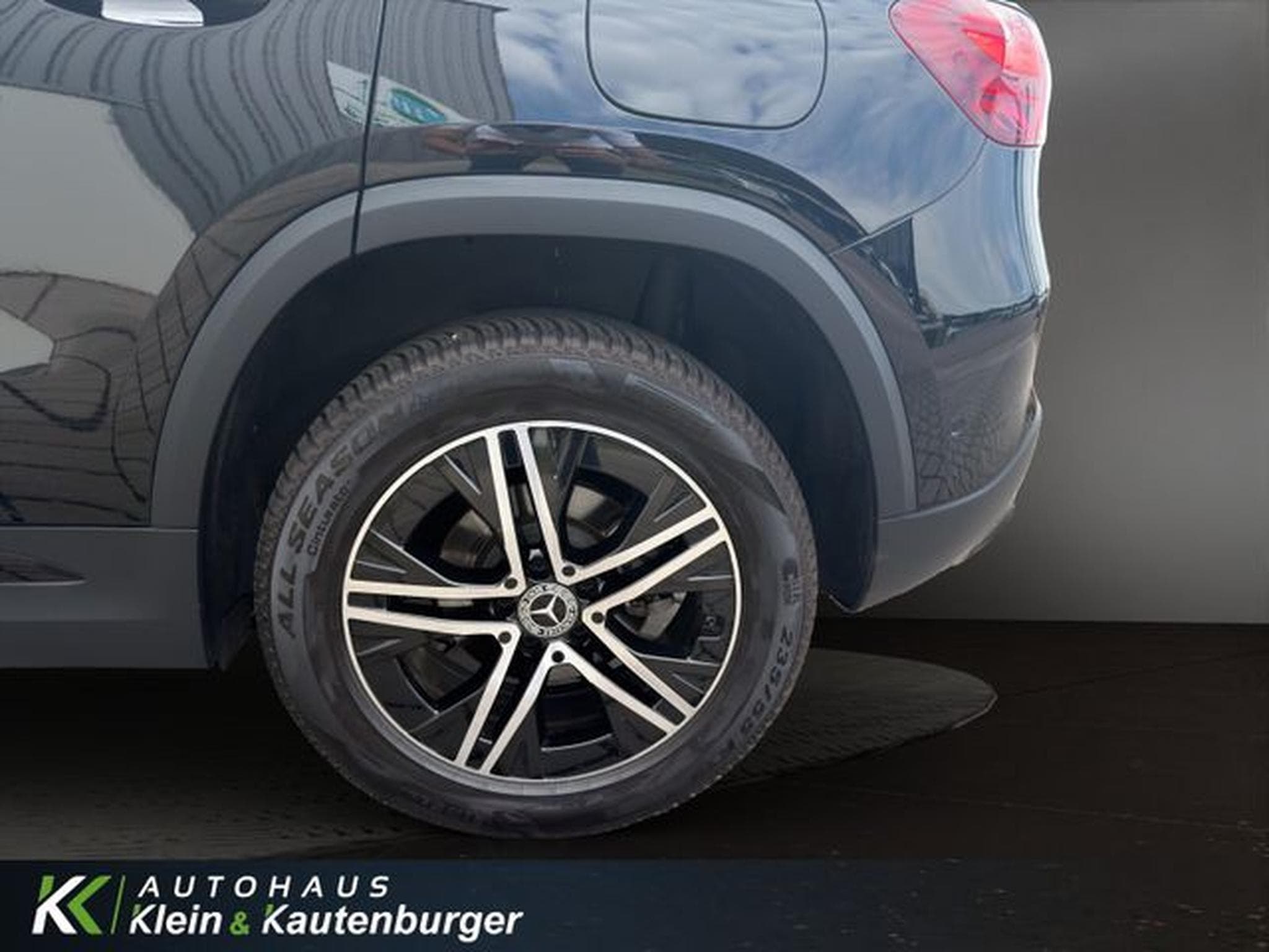 Mercedes GLA 200 GLA 200D 4M PROGRESSIVE EDITION+LED+360+AMBIENTE (2023) - Photo 10