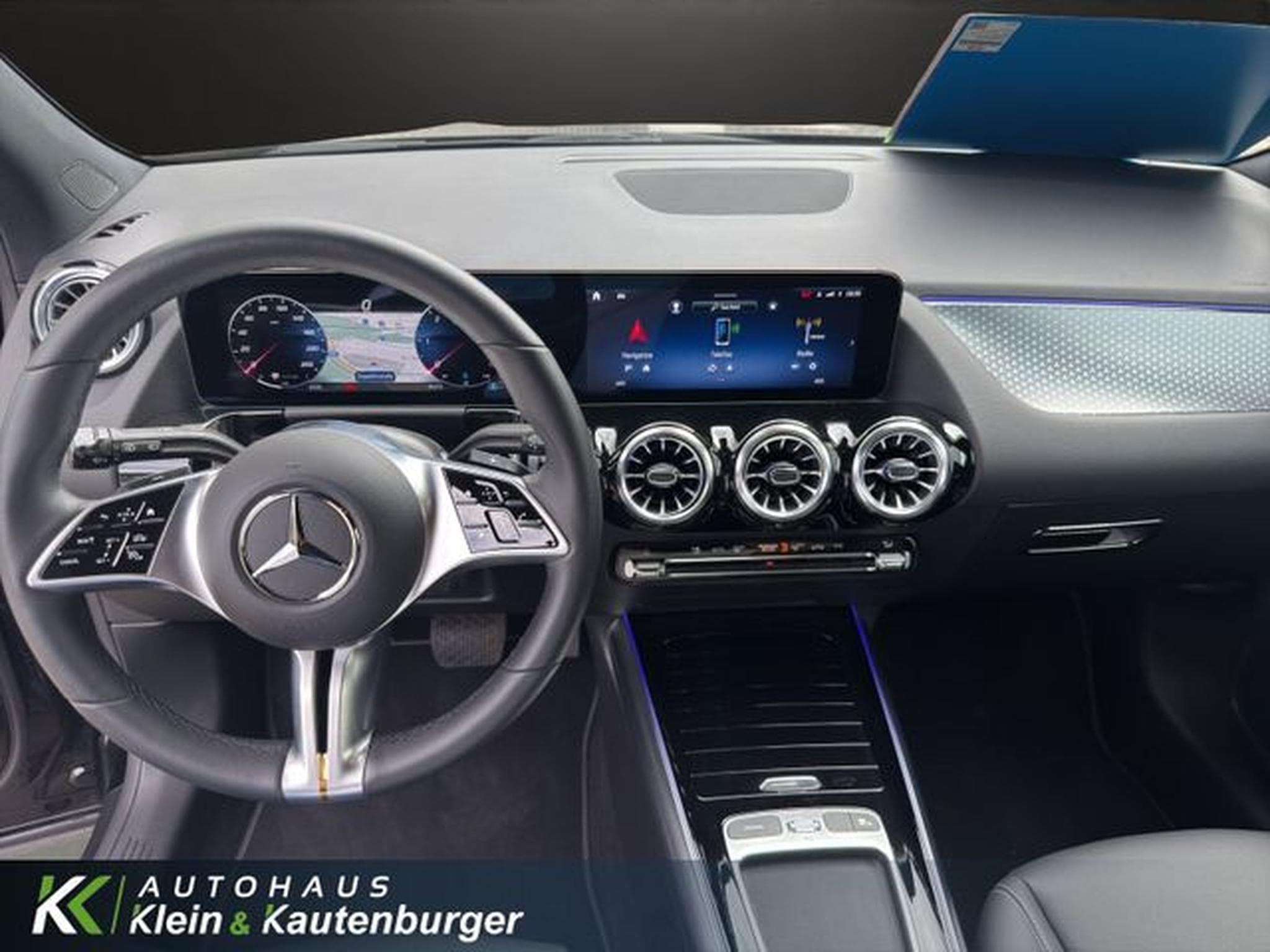 Mercedes GLA 200 GLA 200D 4M PROGRESSIVE EDITION+LED+360+AMBIENTE (2023) - Photo 15