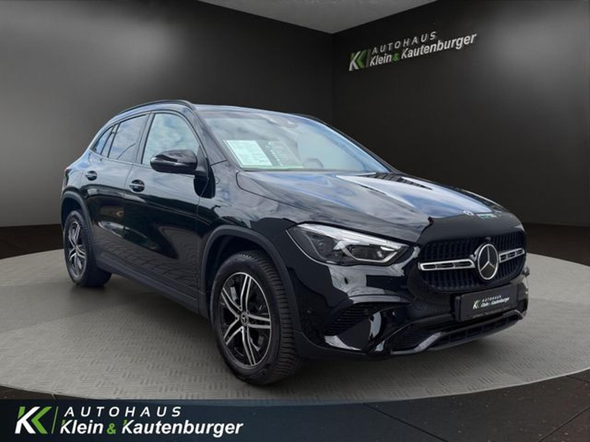 Mercedes GLA 200 GLA 200D 4M PROGRESSIVE EDITION+LED+360+AMBIENTE (2023) - Photo 3