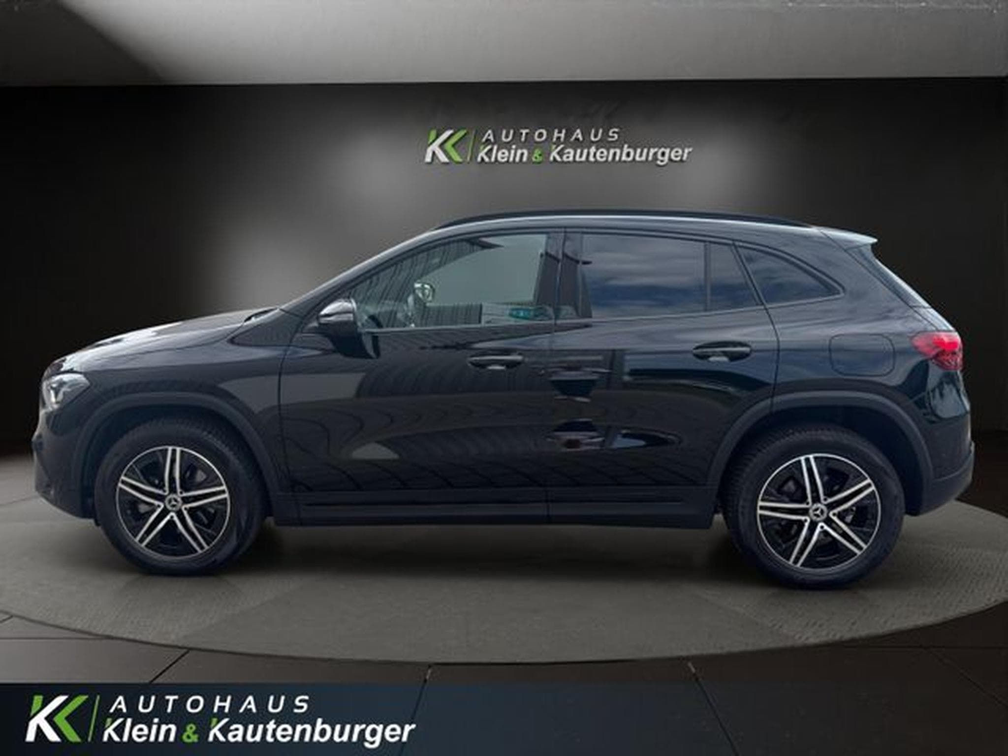 Mercedes GLA 200 GLA 200D 4M PROGRESSIVE EDITION+LED+360+AMBIENTE (2023) - Photo 8