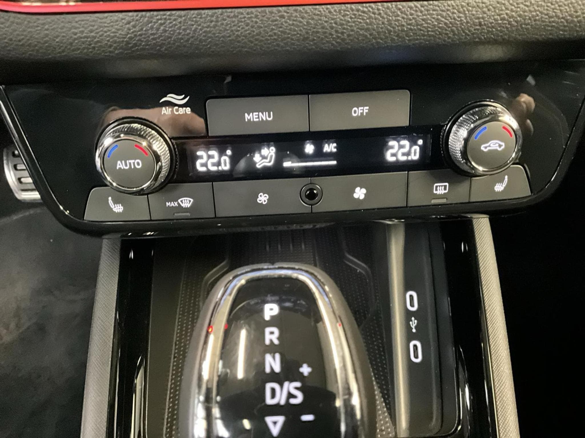 Skoda Scala Monte-Carlo+DSG+Pano+LED (2025) - Photo 15