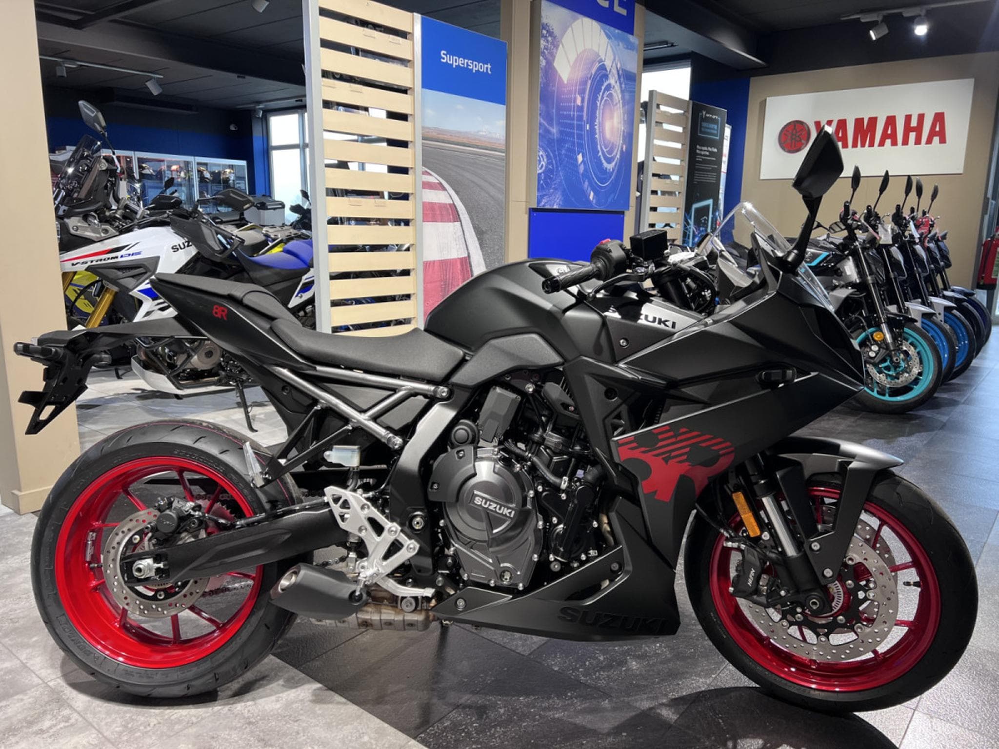 Suzuki GSX-8R (2026) - Photo 1