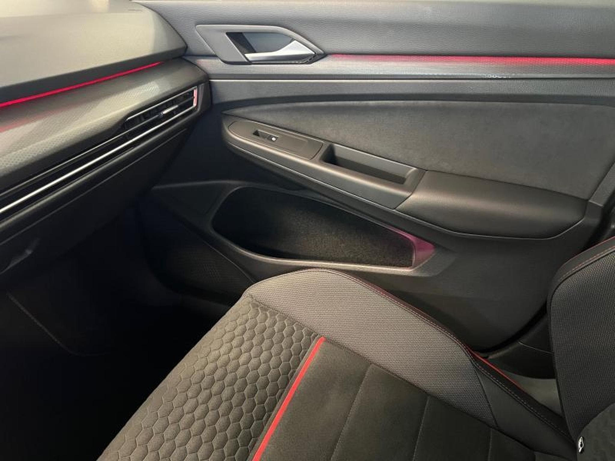 VW Golf Clubsport (2022) - Photo 11