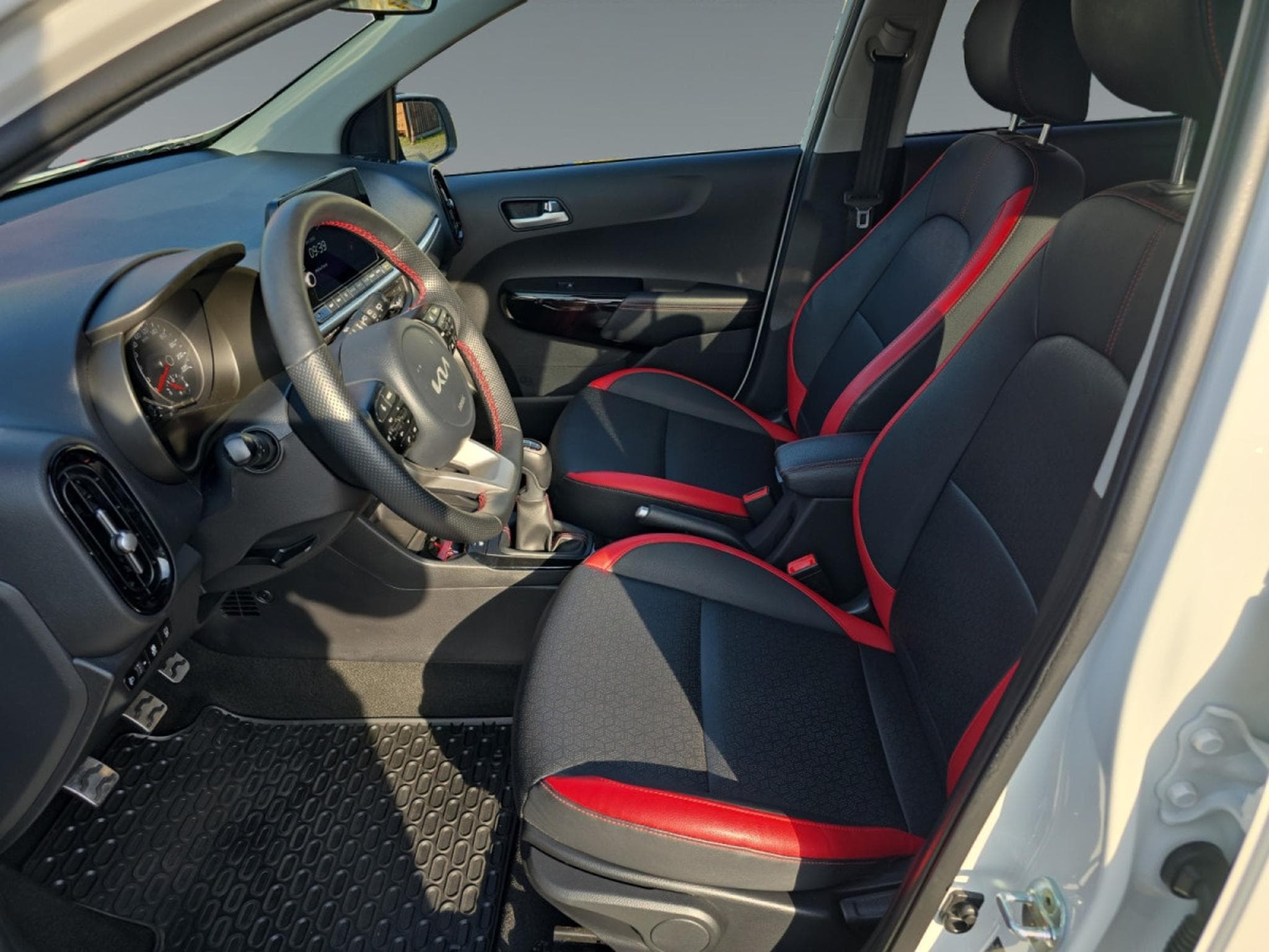 Kia Picanto GT Line 1.0T 100 ISG (2022) - Photo 12