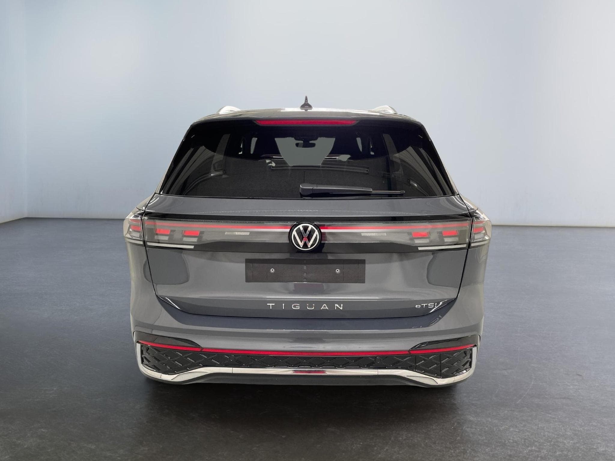 VW Tiguan R-Line (2026) - Photo 6