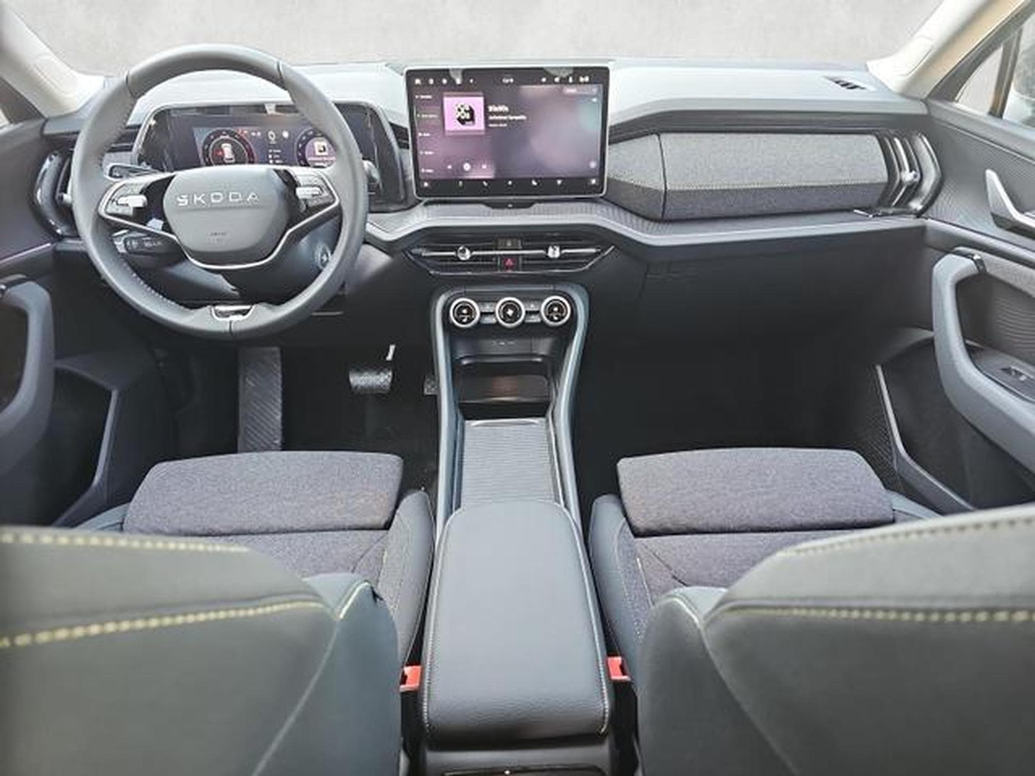Skoda Kodiaq 2.0 TDI 110 kW Selection (2026) - Photo 11