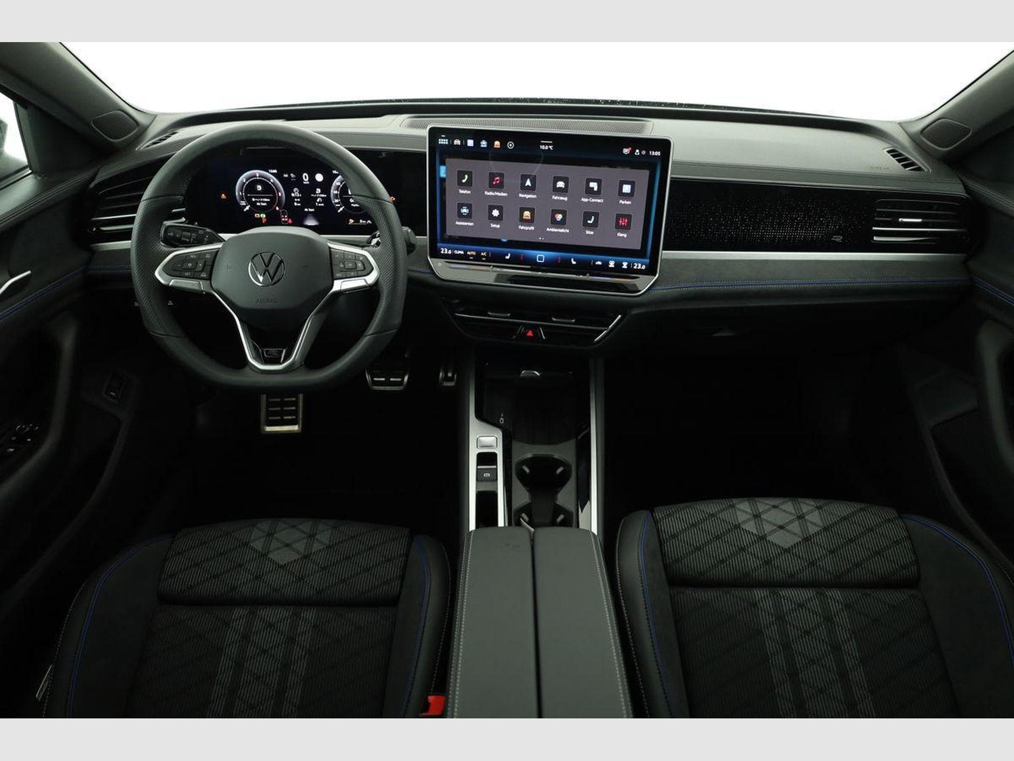 VW Passat Variant 2.0 TDI 142 kW 4Motion R-Line (2026) - Photo 4