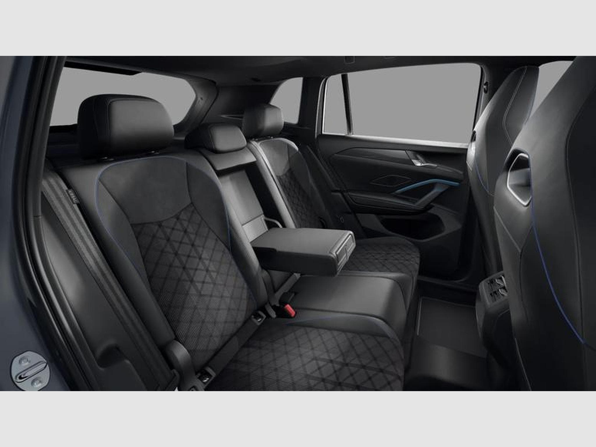 VW Tiguan R-Line 1,5 l eTSI 7-Gang-Doppelkupplungsgetriebe DSG (2025) - Photo 11