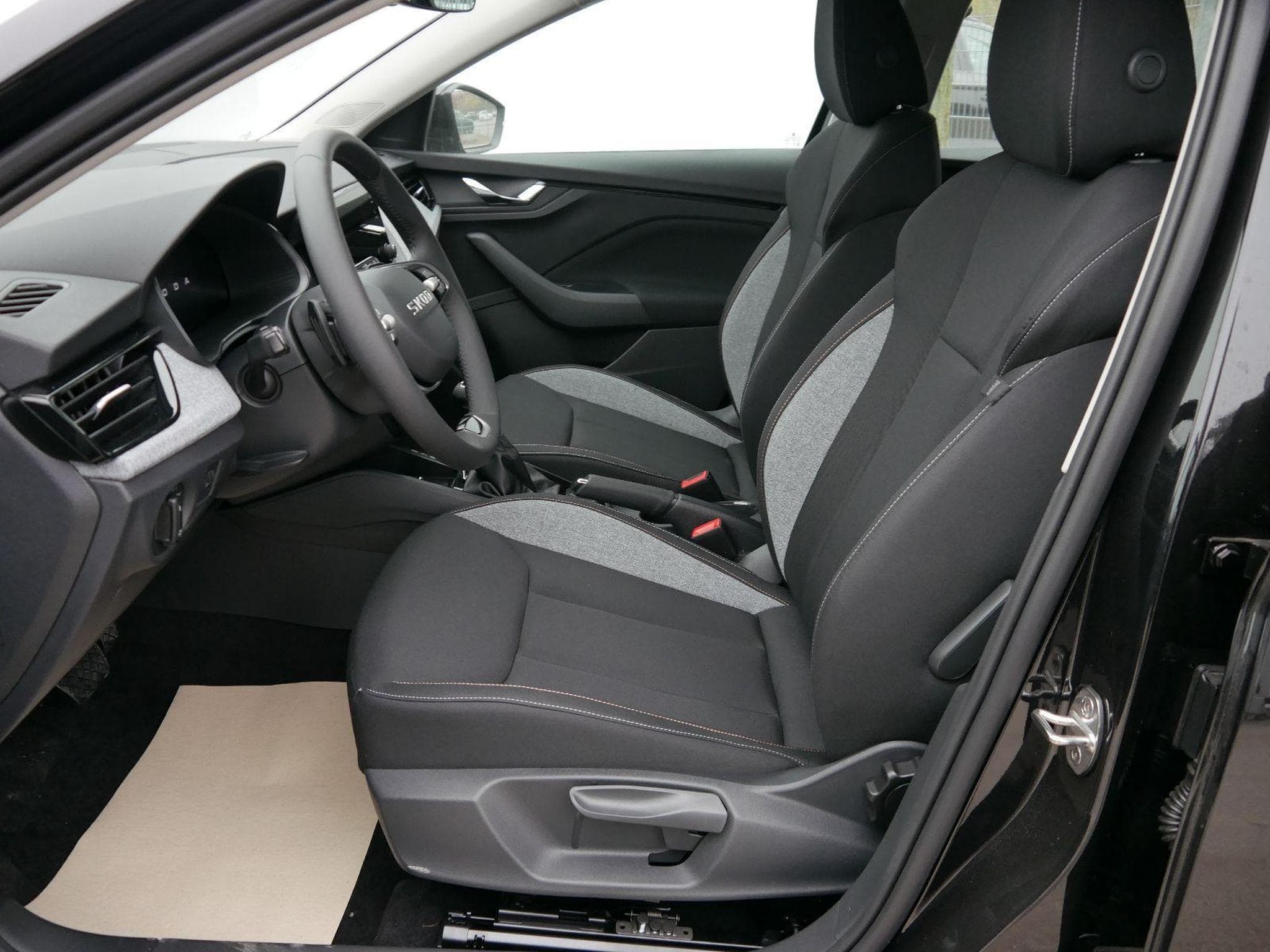 Skoda Scala Selection (2026) - Photo 9