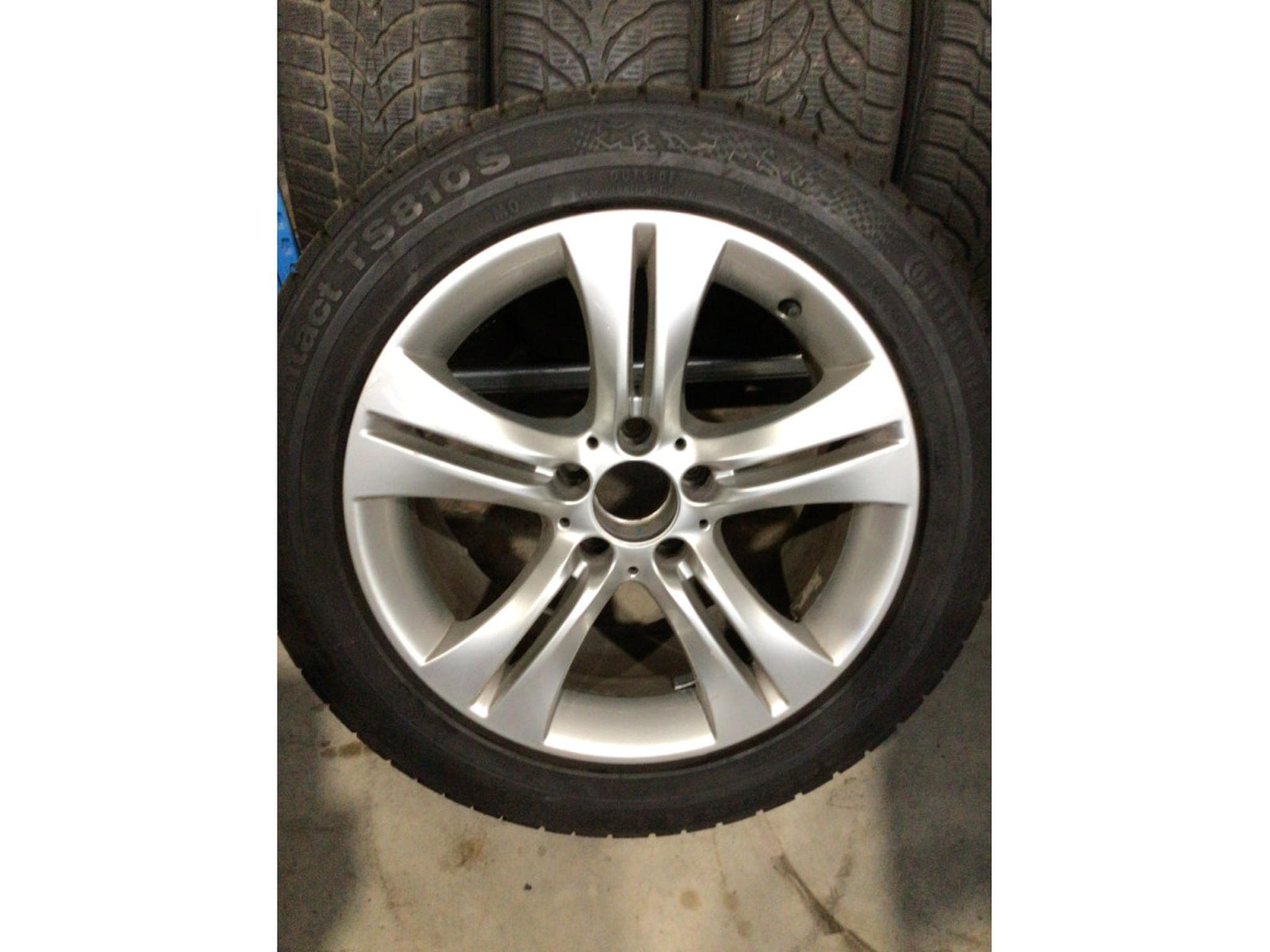 Jantes alu + Pneus h – 17" - Photo 1