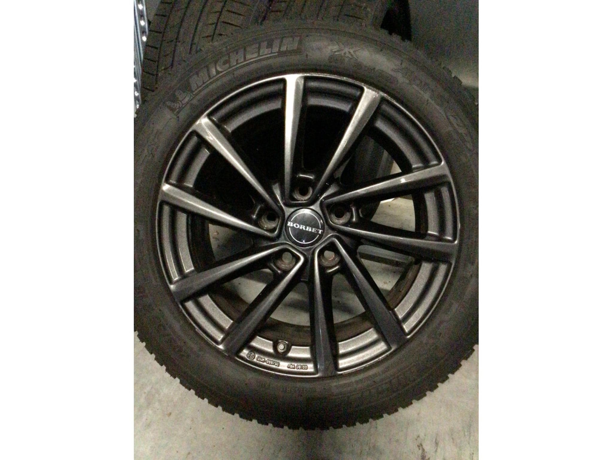 Jantes alu + Pneus h – 16" - Photo 1