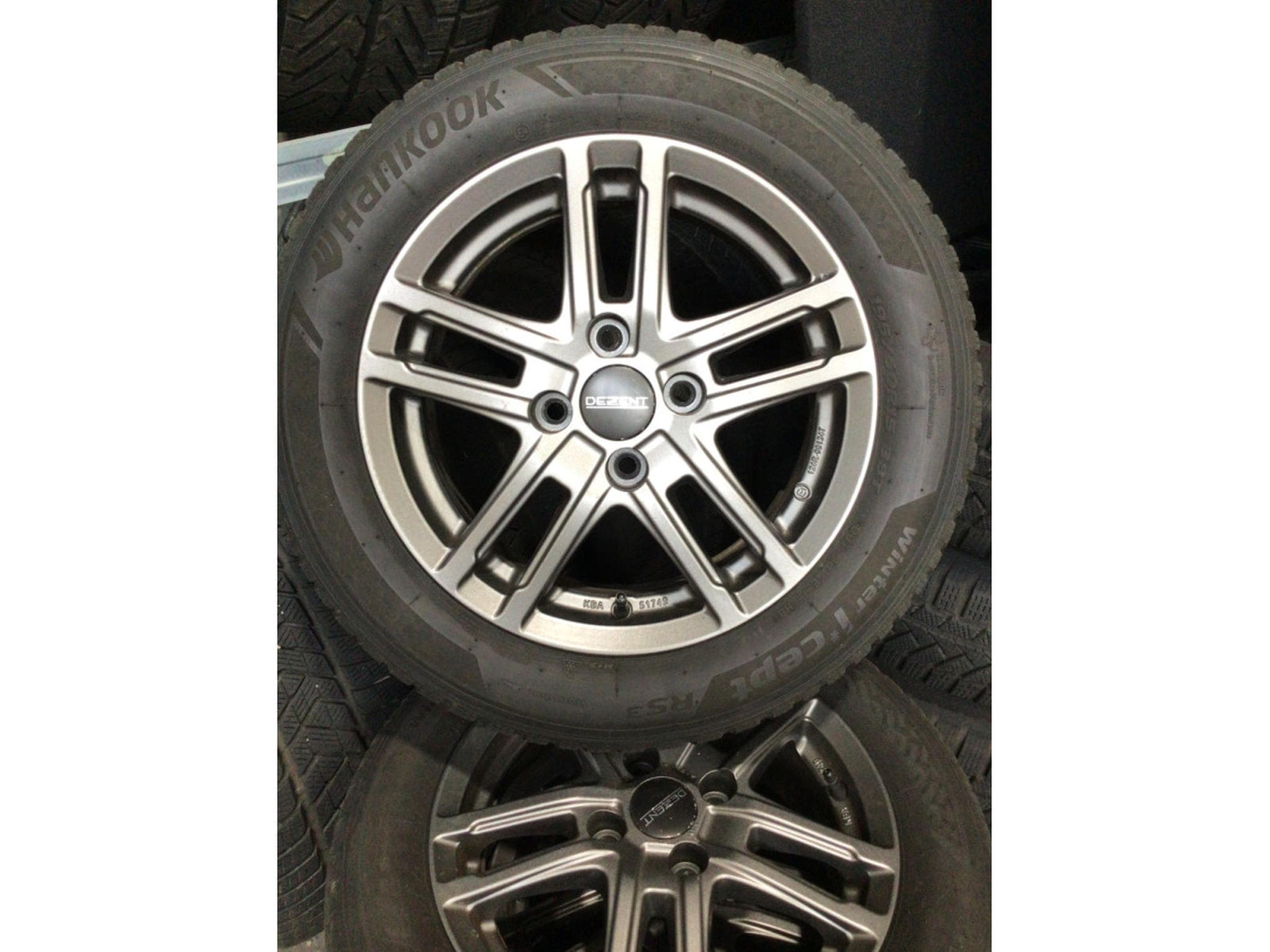 Jantes alu + Pneus h – 15" - Photo 1