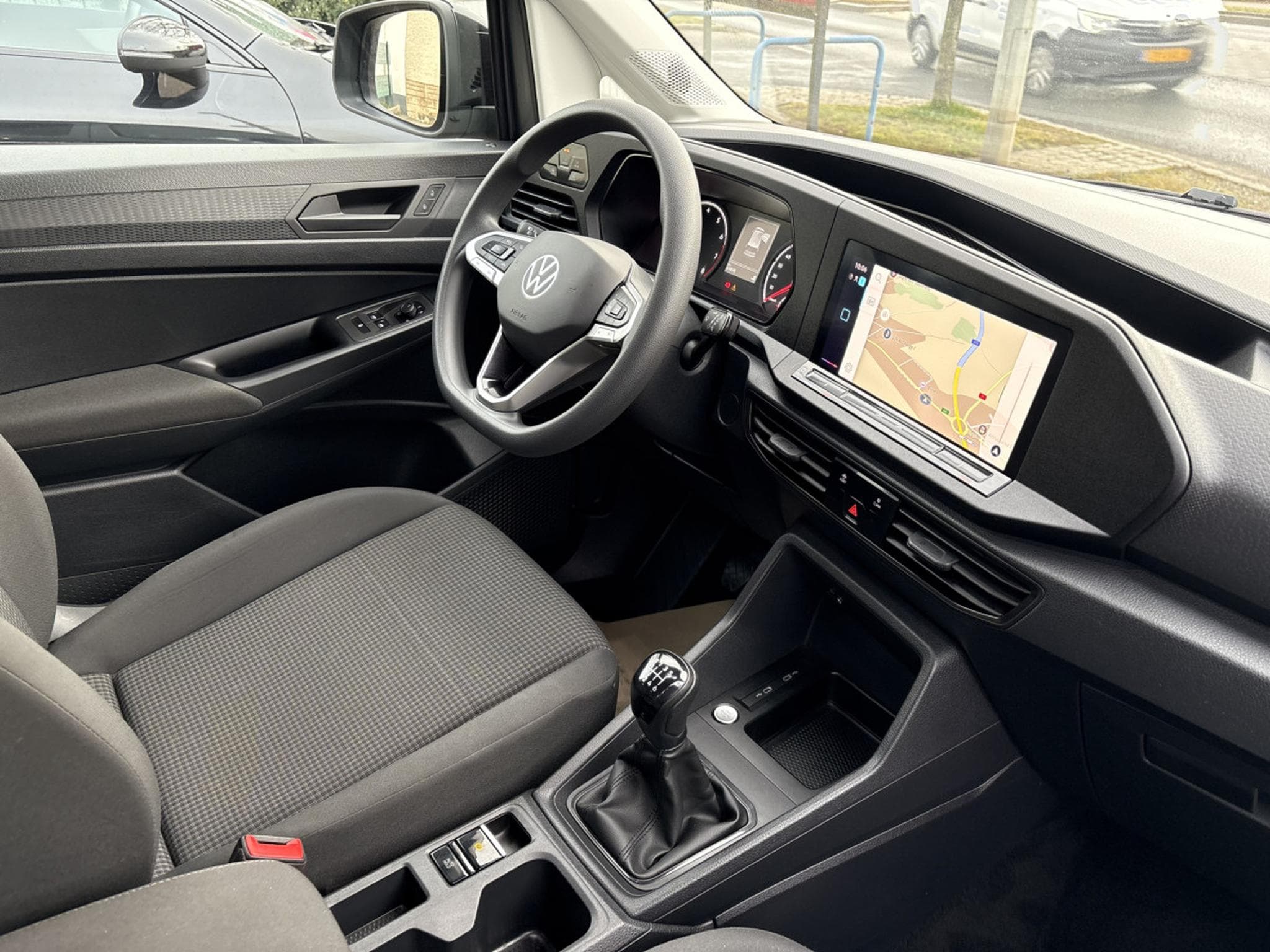 VW Caddy 1.5 TSI 114 CV 7 PLACES * GARANTIE 36 MOIS * (2023) - Photo 10