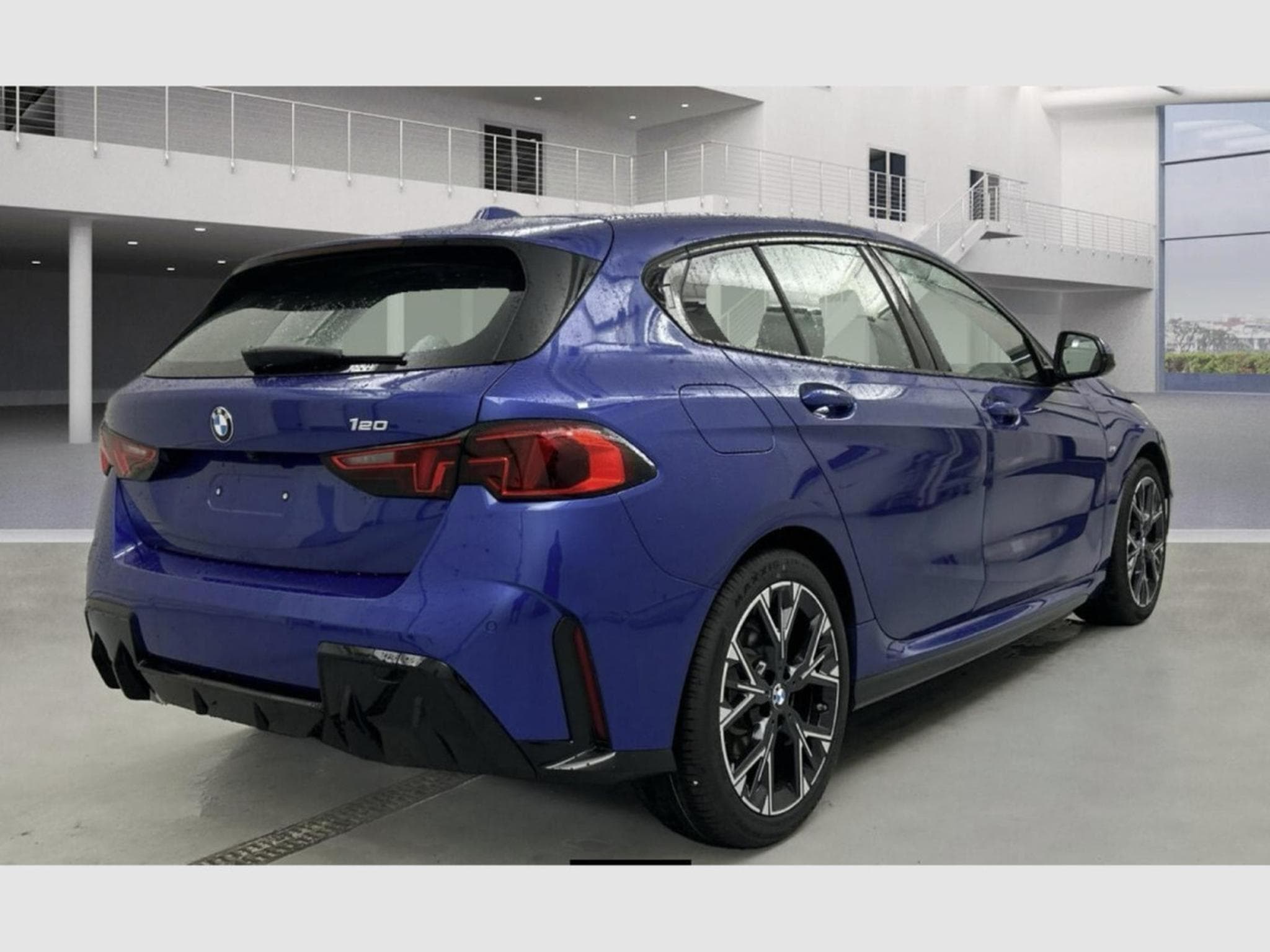 BMW 120 120i M-Sport 170CV ***Sièges Chauffants***Shadow Line***Camé (2025) - Photo 3