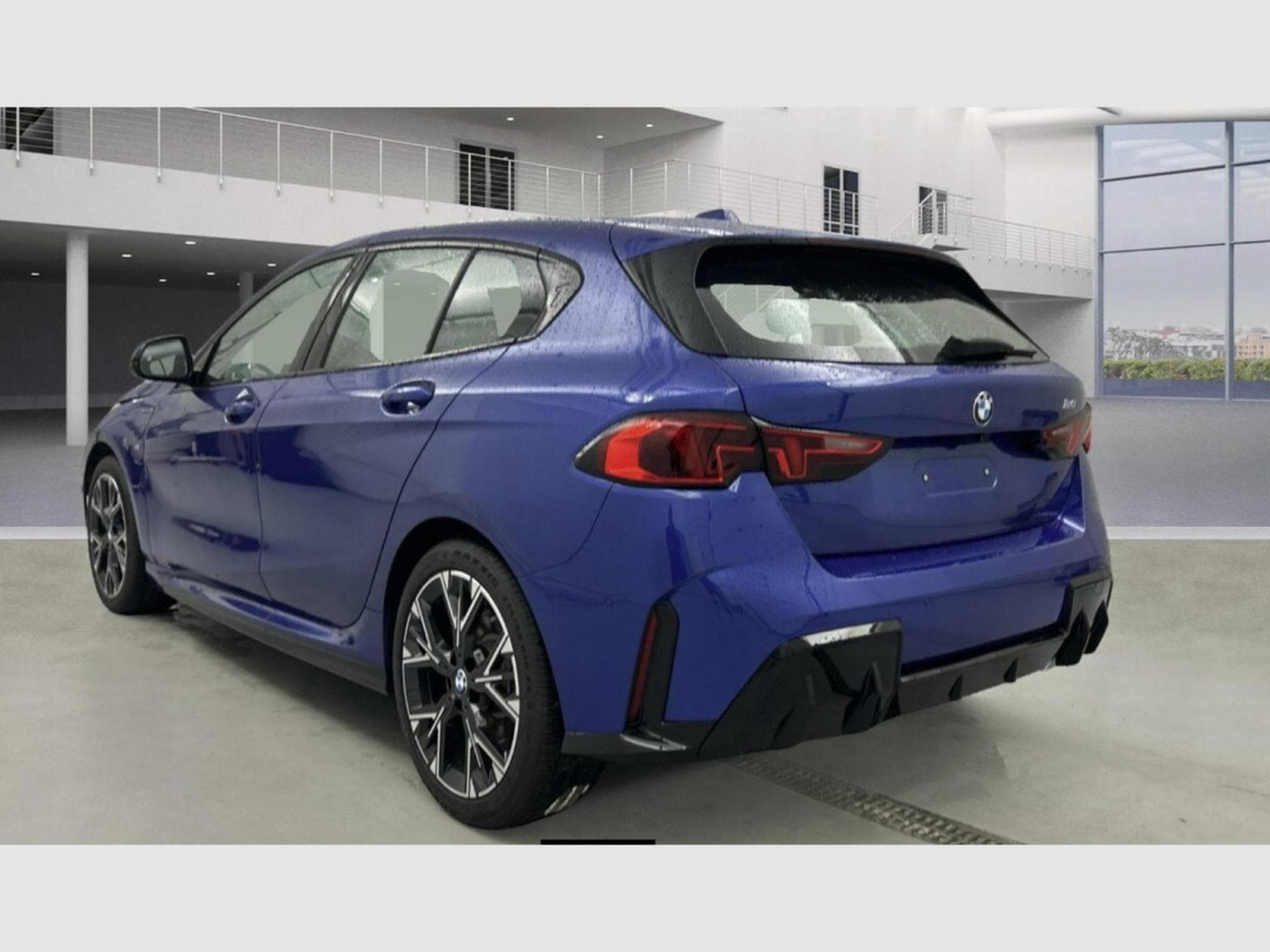BMW 120 120i M-Sport 170CV ***Sièges Chauffants***Shadow Line***Camé (2025) - Photo 4
