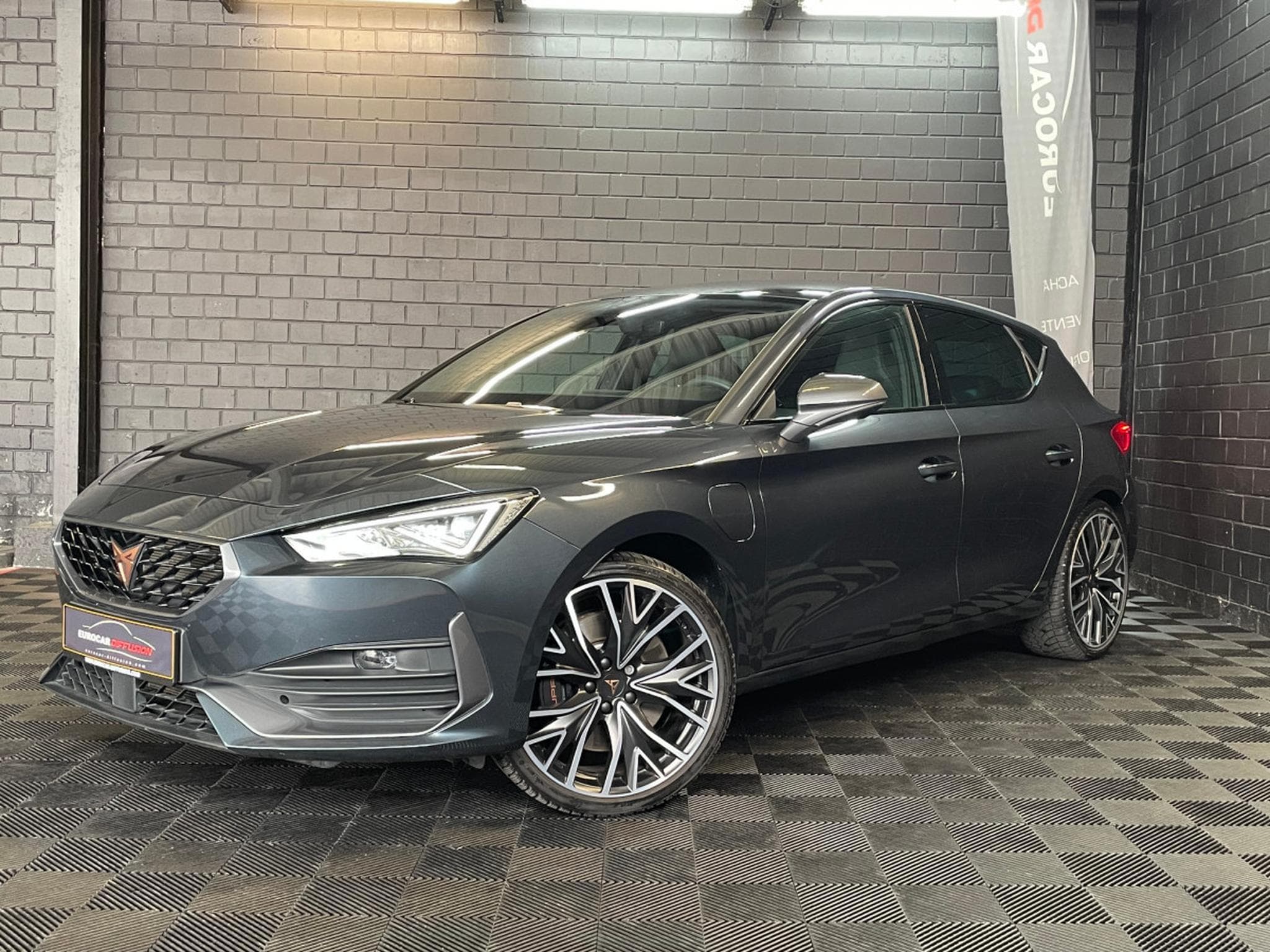 Cupra Leon 245CV eHybrid DSG6 (2022) - Photo 1
