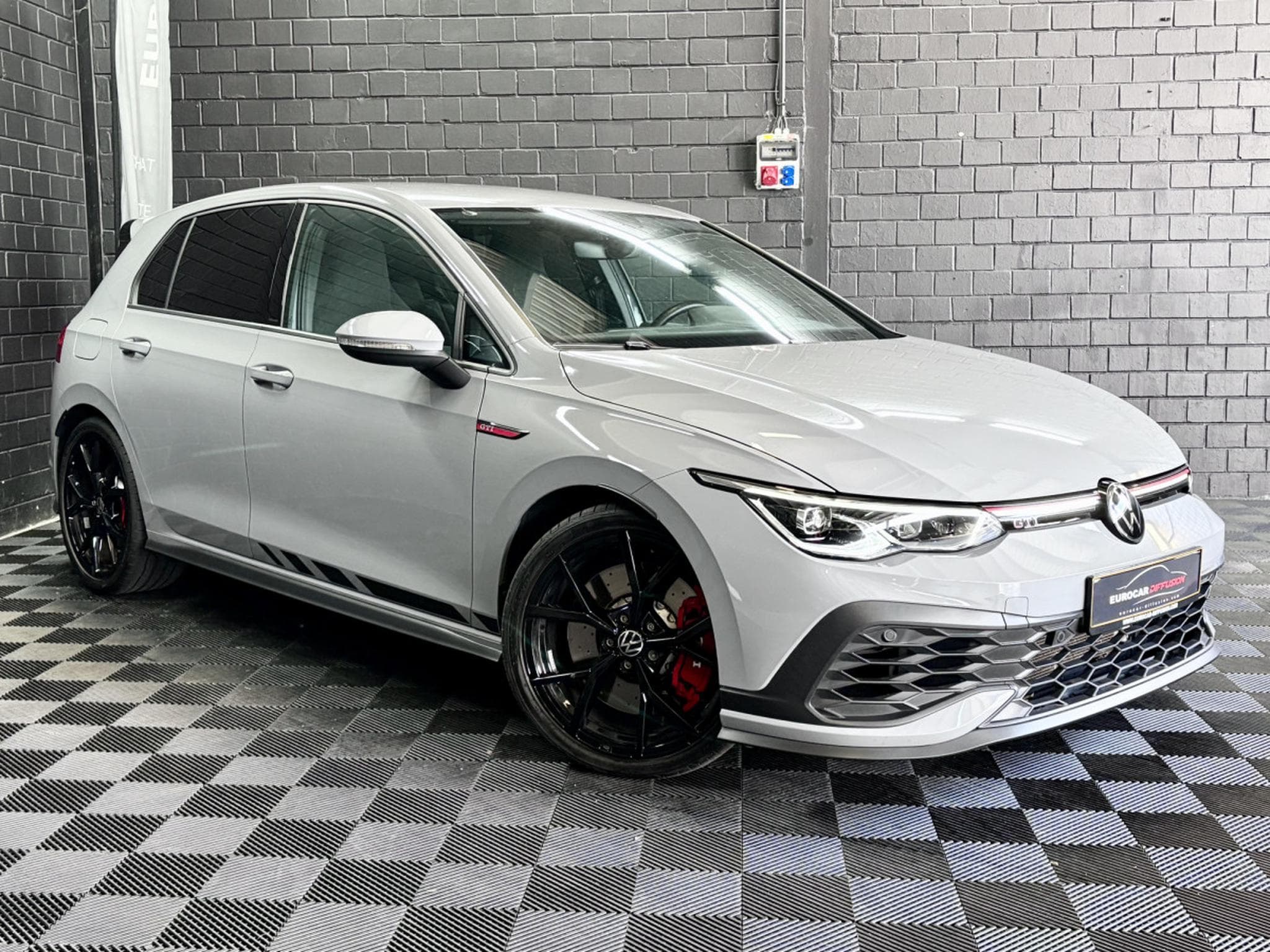 VW Golf GTI Clubsport 2.0 TSI 300CV DSG7 * 19" * ACC * (2022) - Photo 3