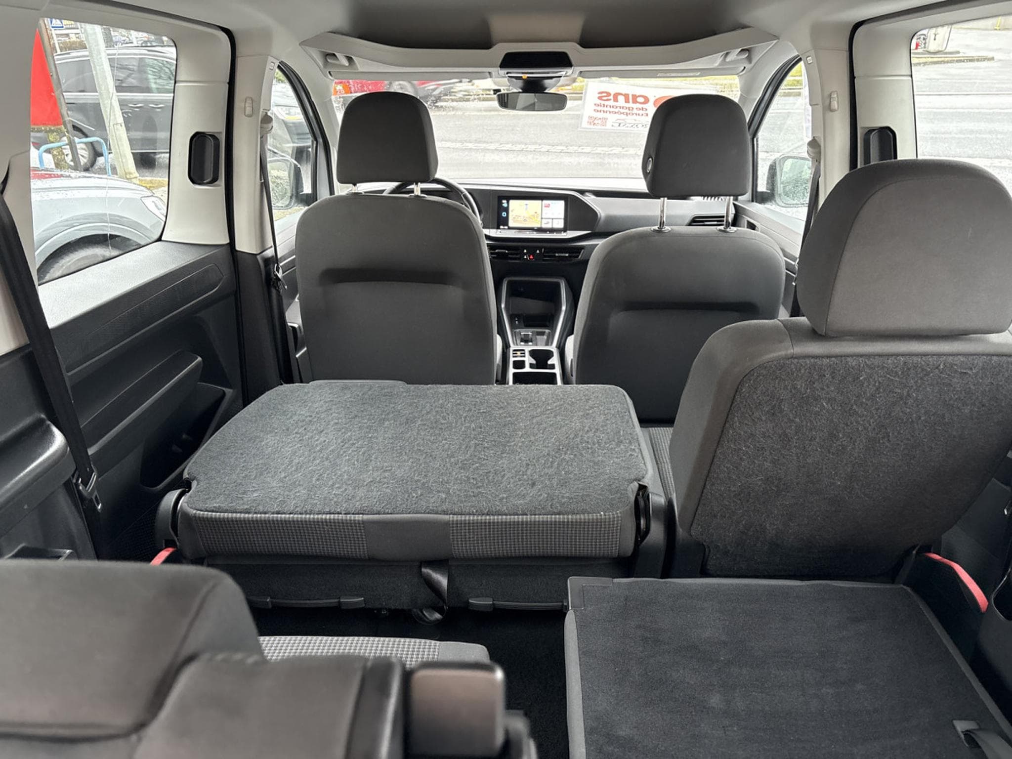 VW Caddy 2.0 TDI 122 DSG 7 PLACES * GARANTIE 36 MOIS * (2023) - Photo 8
