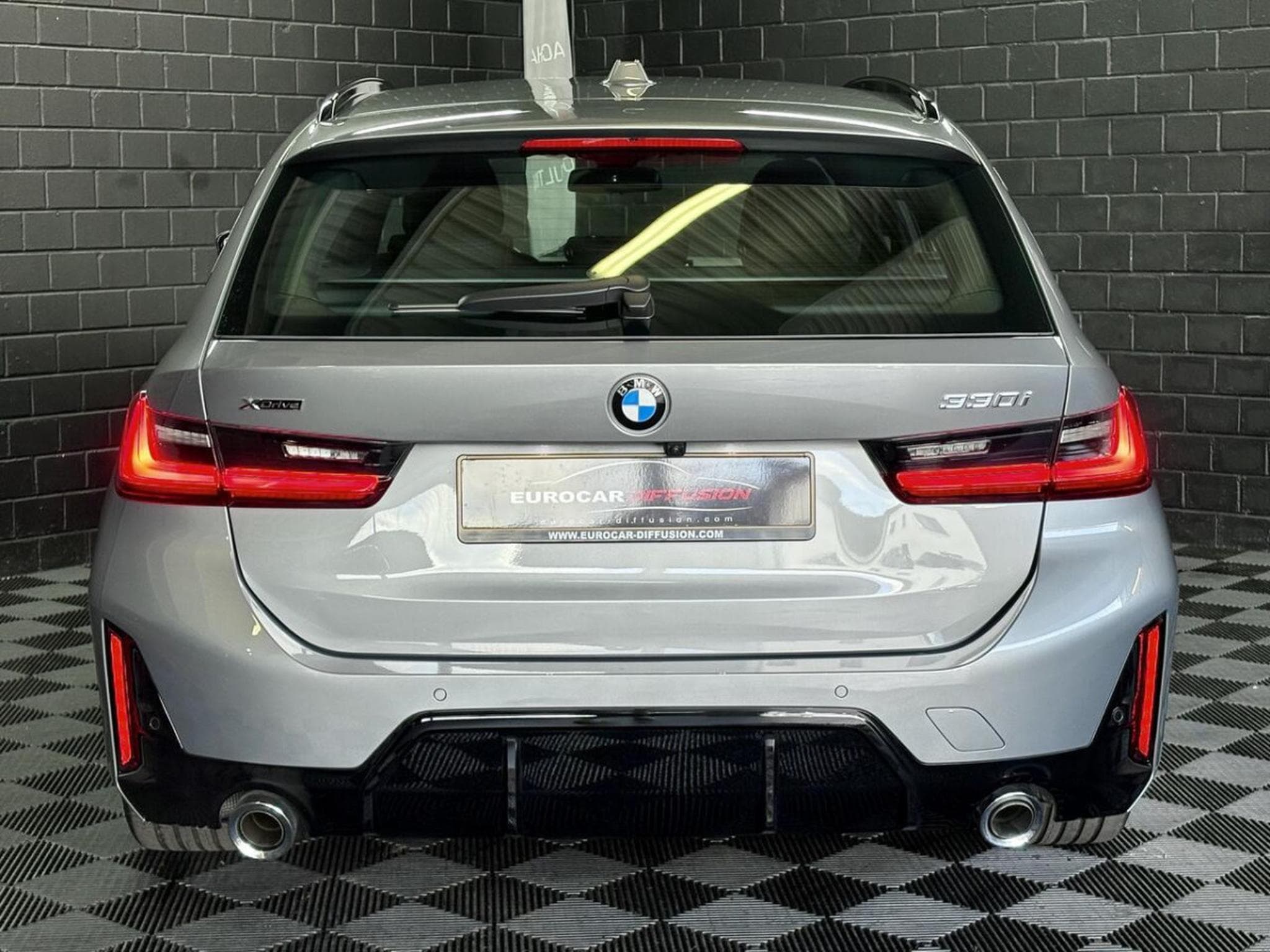 BMW 330 330i M-Sport Touring xDrive 245CV * Hayon * ACC * Sièges cha (2024) - Photo 5