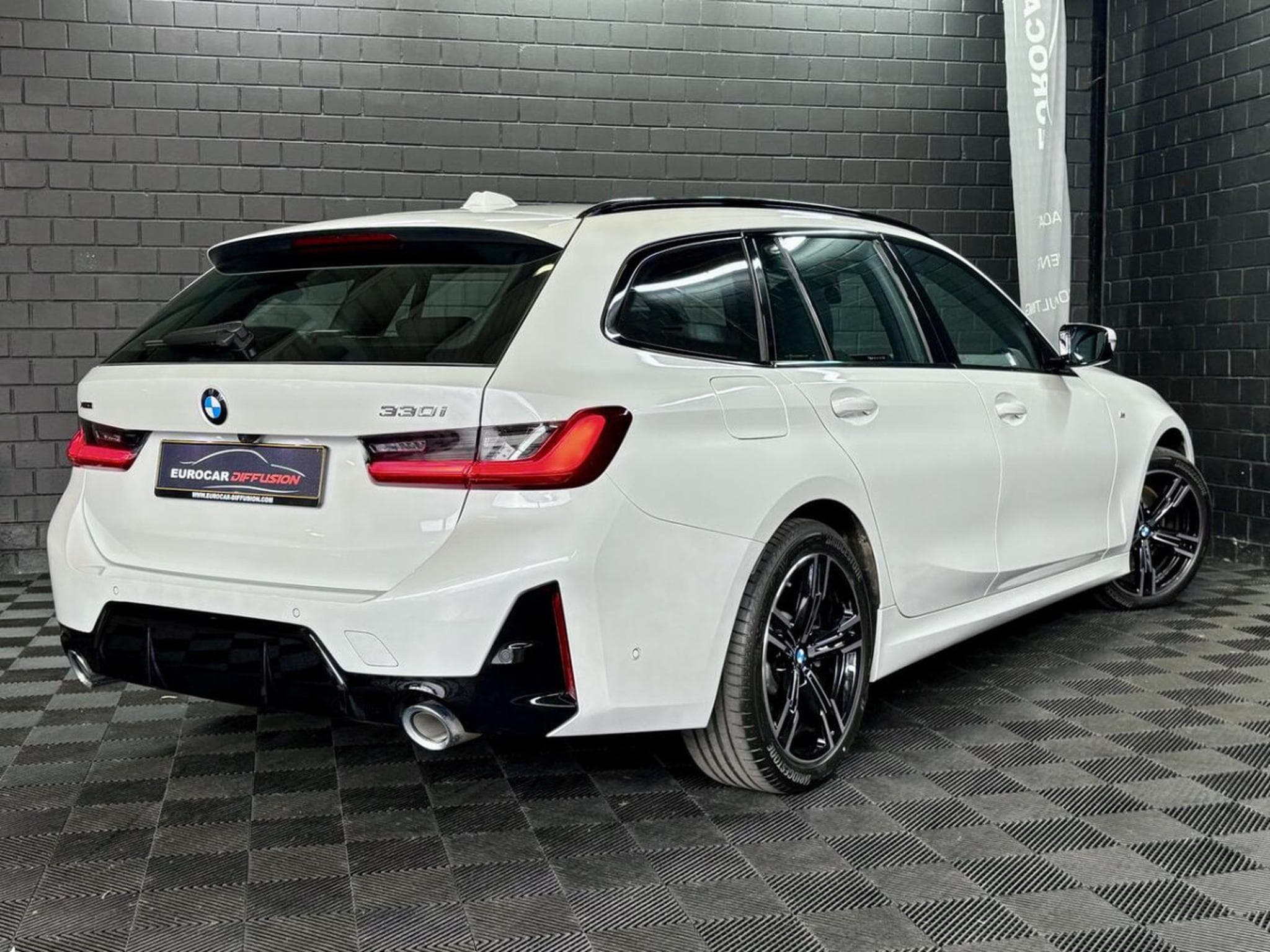 BMW 330 330i xDrive M-Sport Touring 245CV *Hayon*ACC*Sièges chauffan (2025) - Photo 6