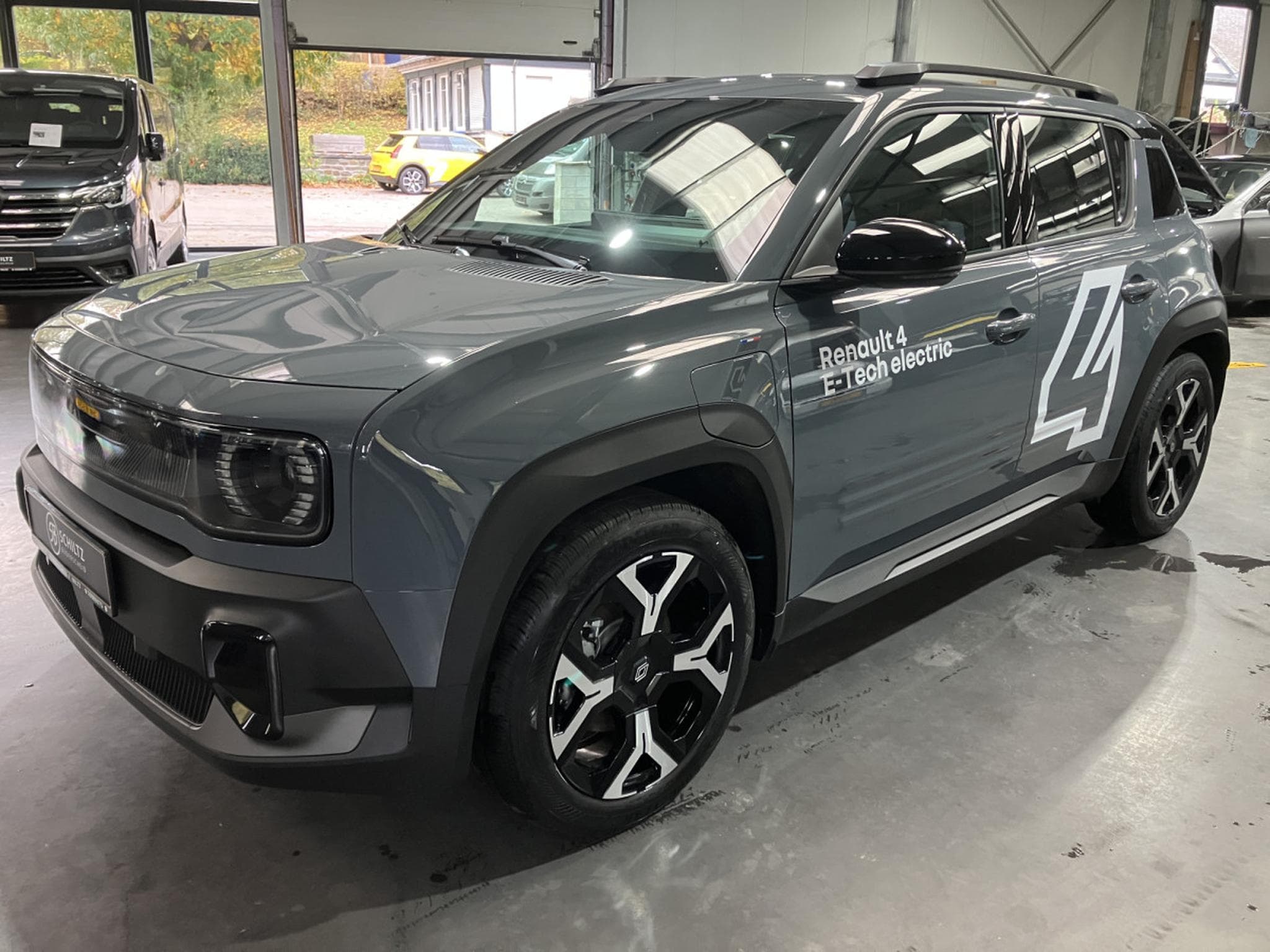 Renault 4 E-Tech techno 150HP Comfort range (2025) - Photo 6