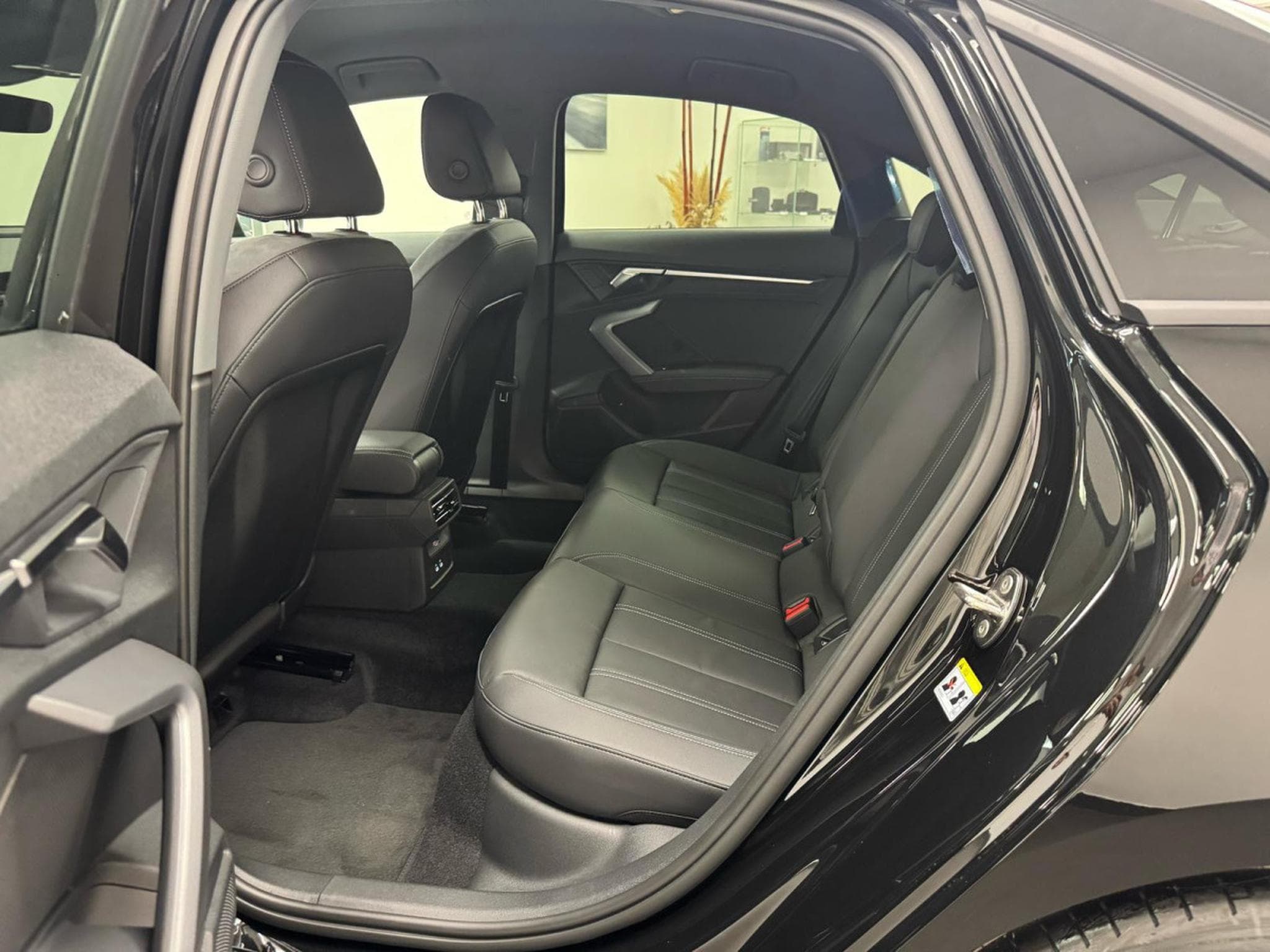 Audi A3 Limousine S line 35 TFSI 150 CV / 110 kW S tronic (2025) - Photo 6