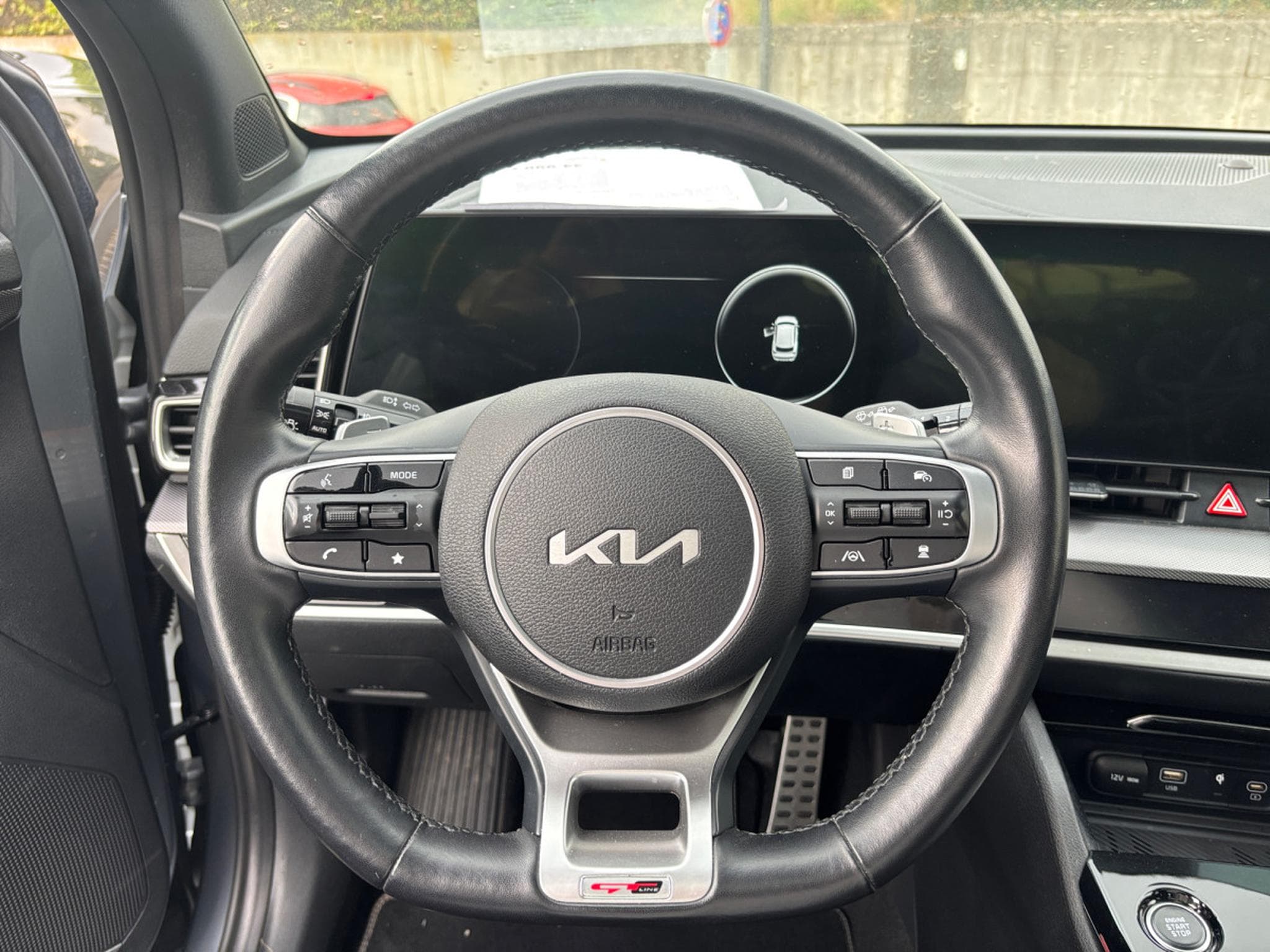 Kia Sportage GT Line PHEV AWD (2023) - Photo 11