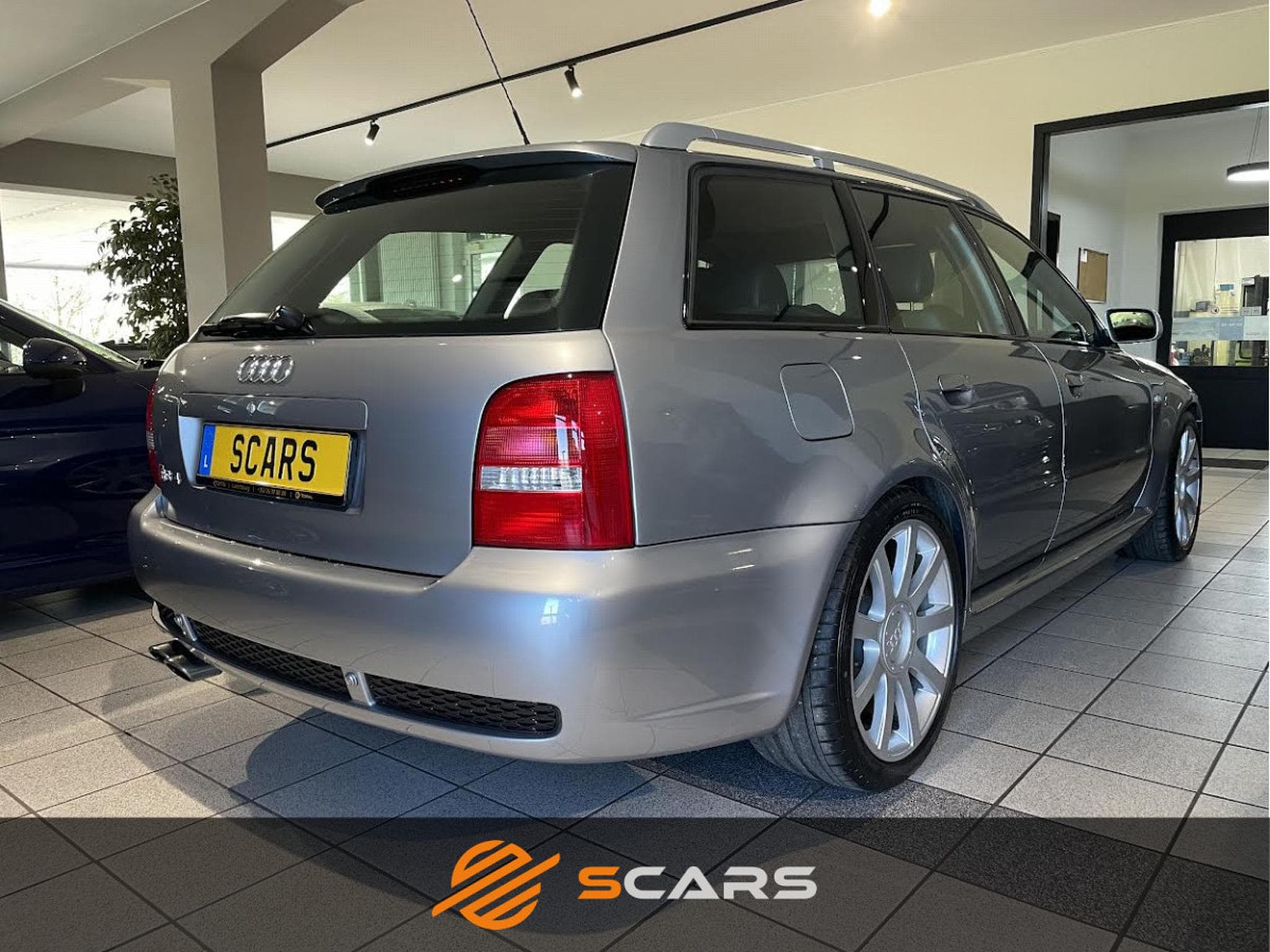 Audi RS4 2.7 quattro 381cv (2000) - Photo 3