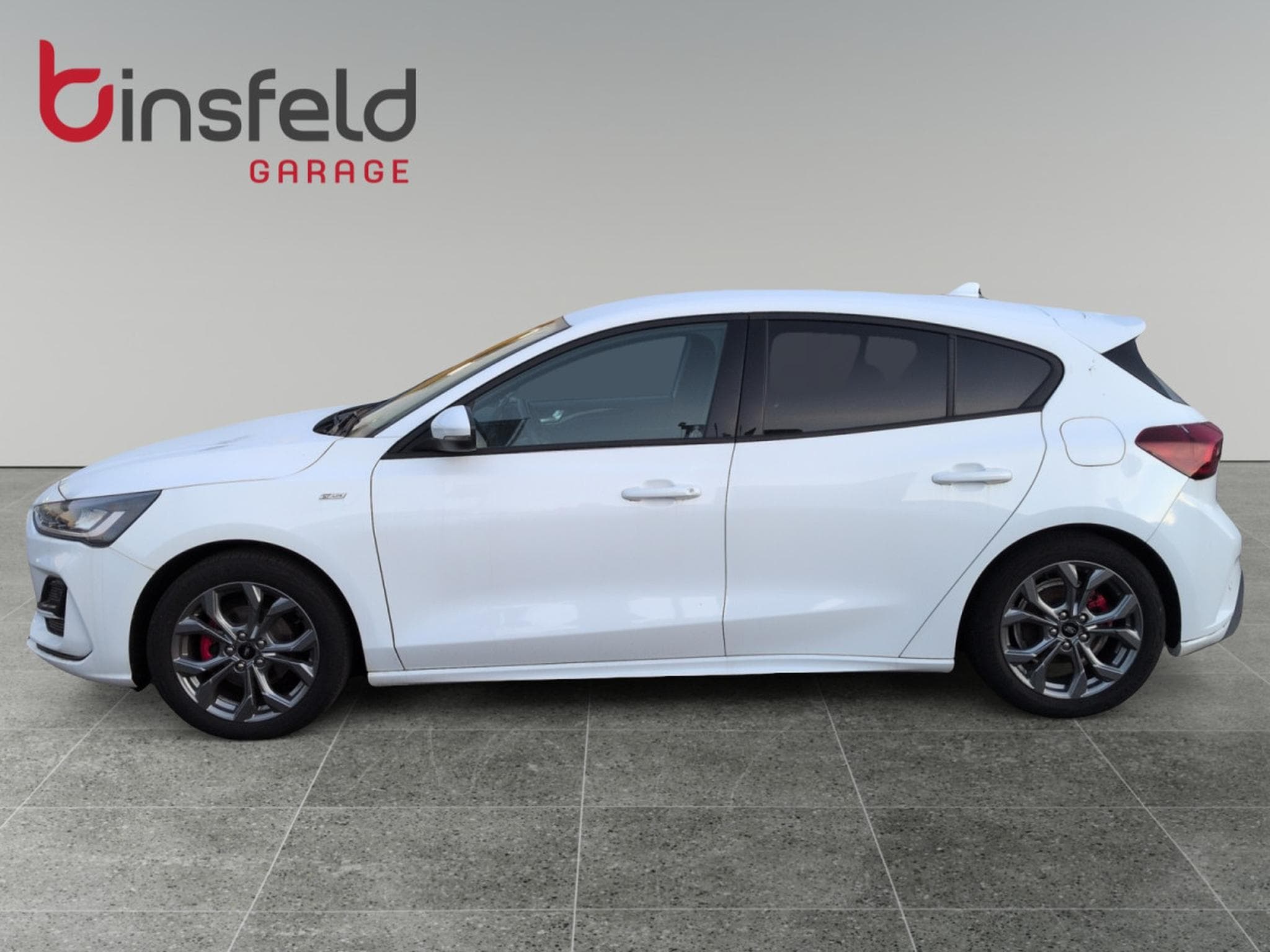 Ford Focus 1.0 EcoBoost MHEV ST-Line X (2022) - Photo 2