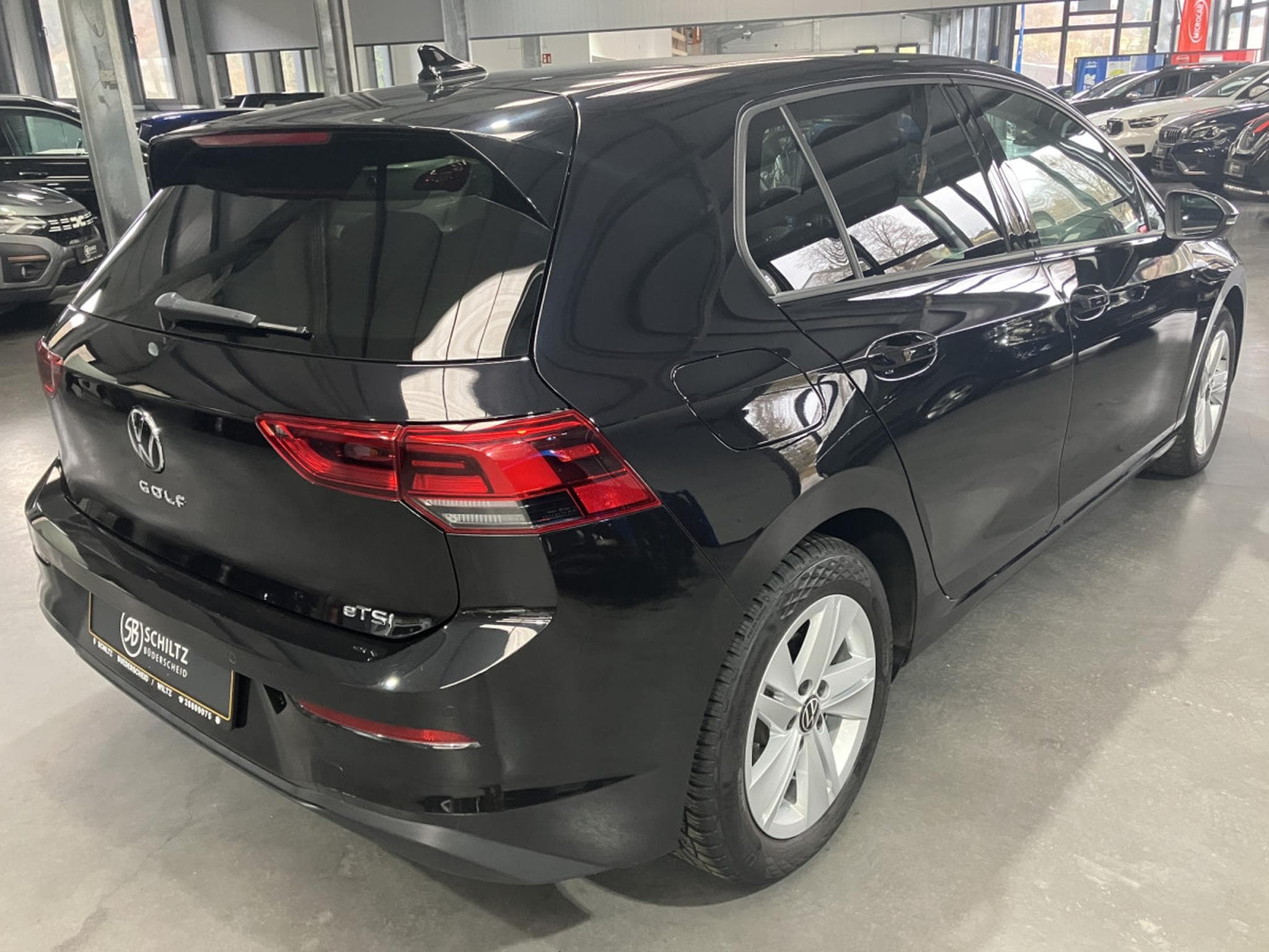 VW Golf 1.5 eTSI Life DSG 150HP (2023) - Photo 3