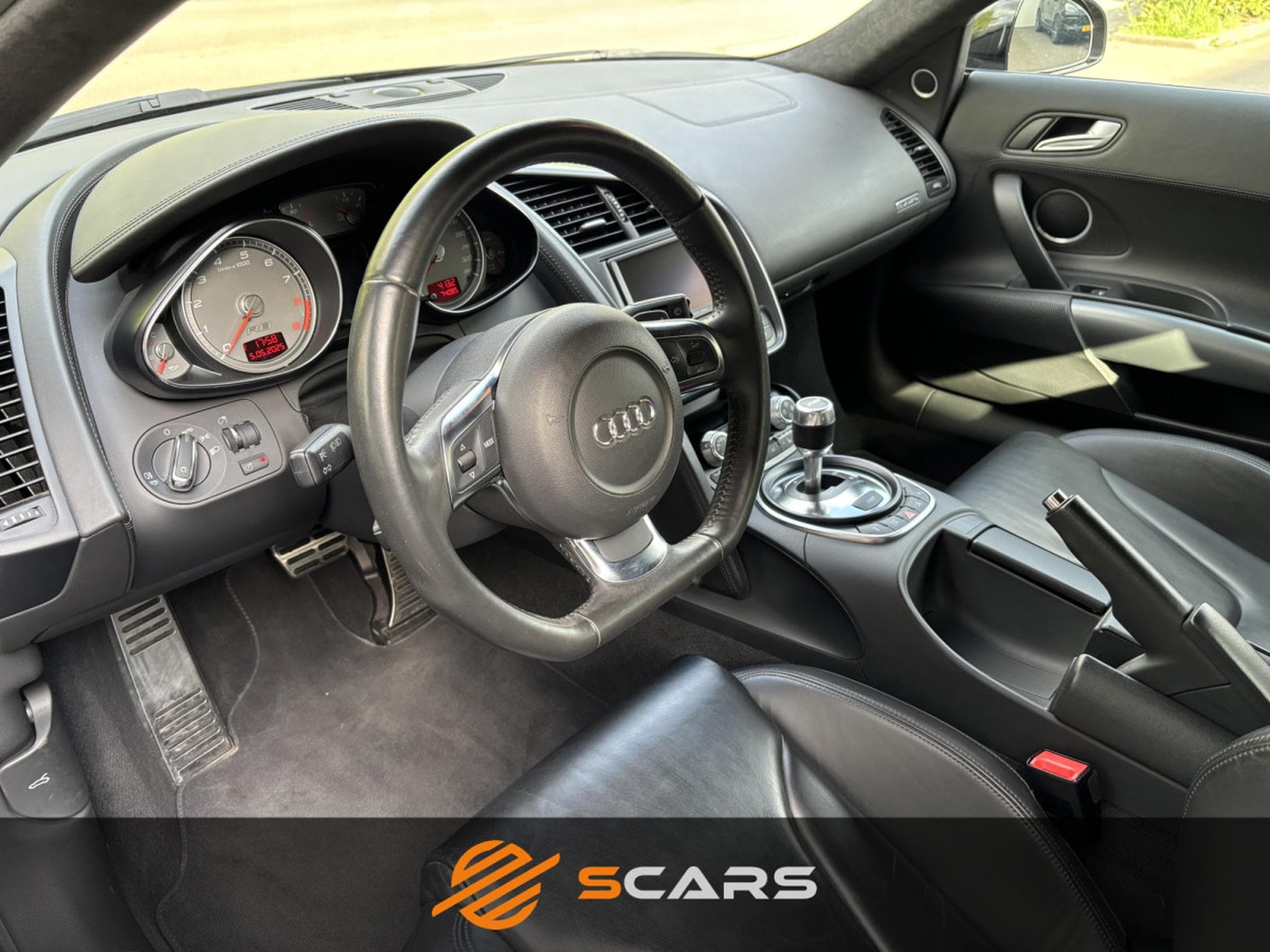 Audi R8 4.2 V8 Quattro 420cv CARBON (2008) - Photo 12