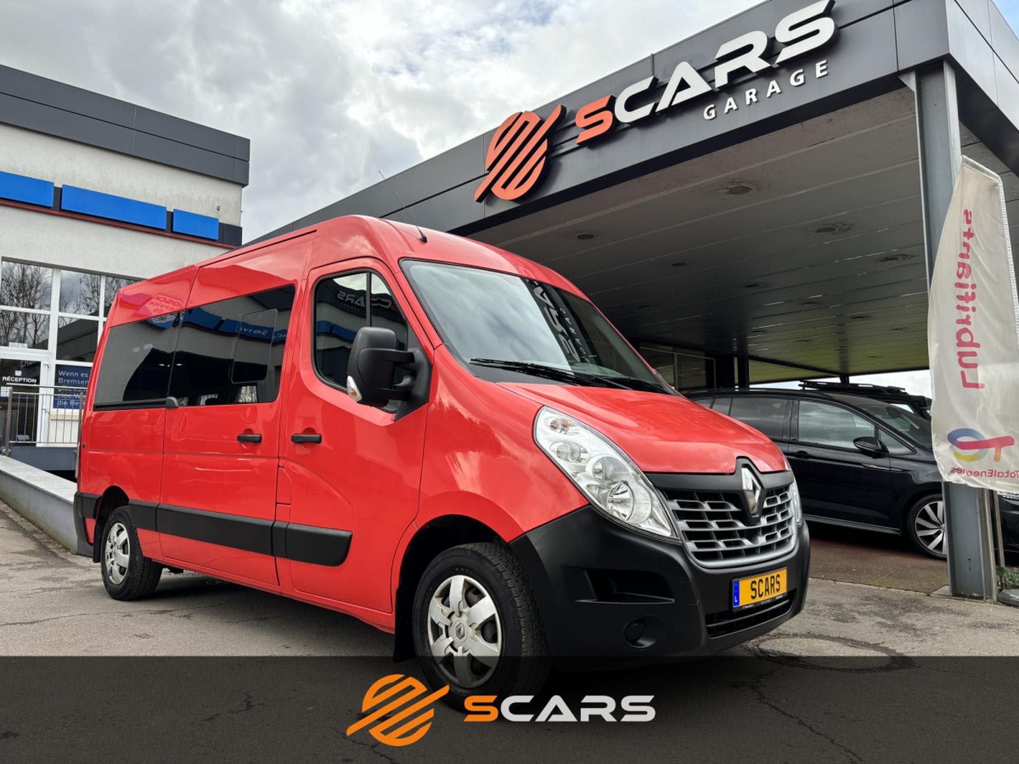 Renault Master 2.3 Dci L2H2 9 places 145CV (2017) - Photo 2