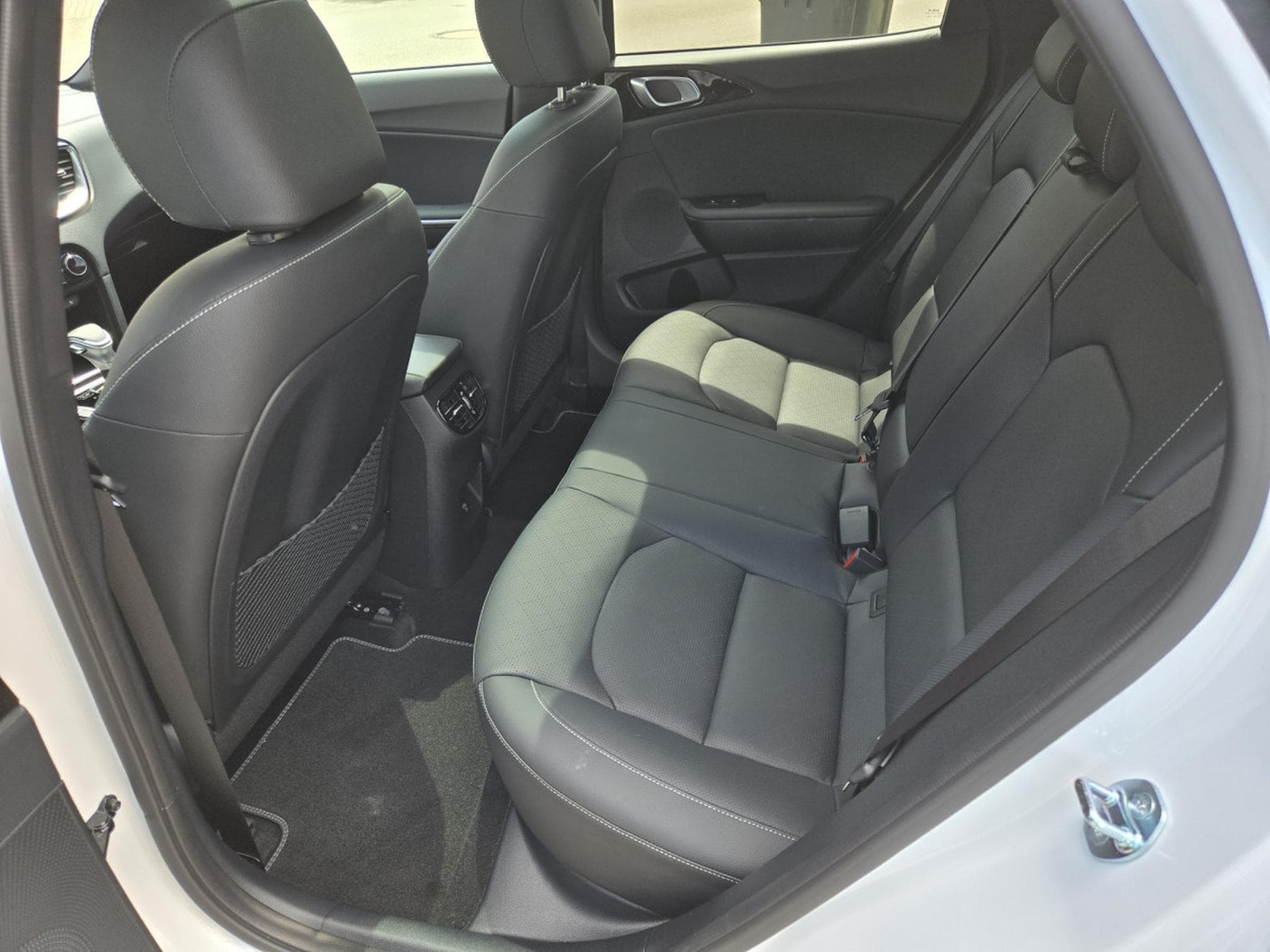 Kia XCeed GT Line 1.5T 140 DCT (2025) - Photo 8
