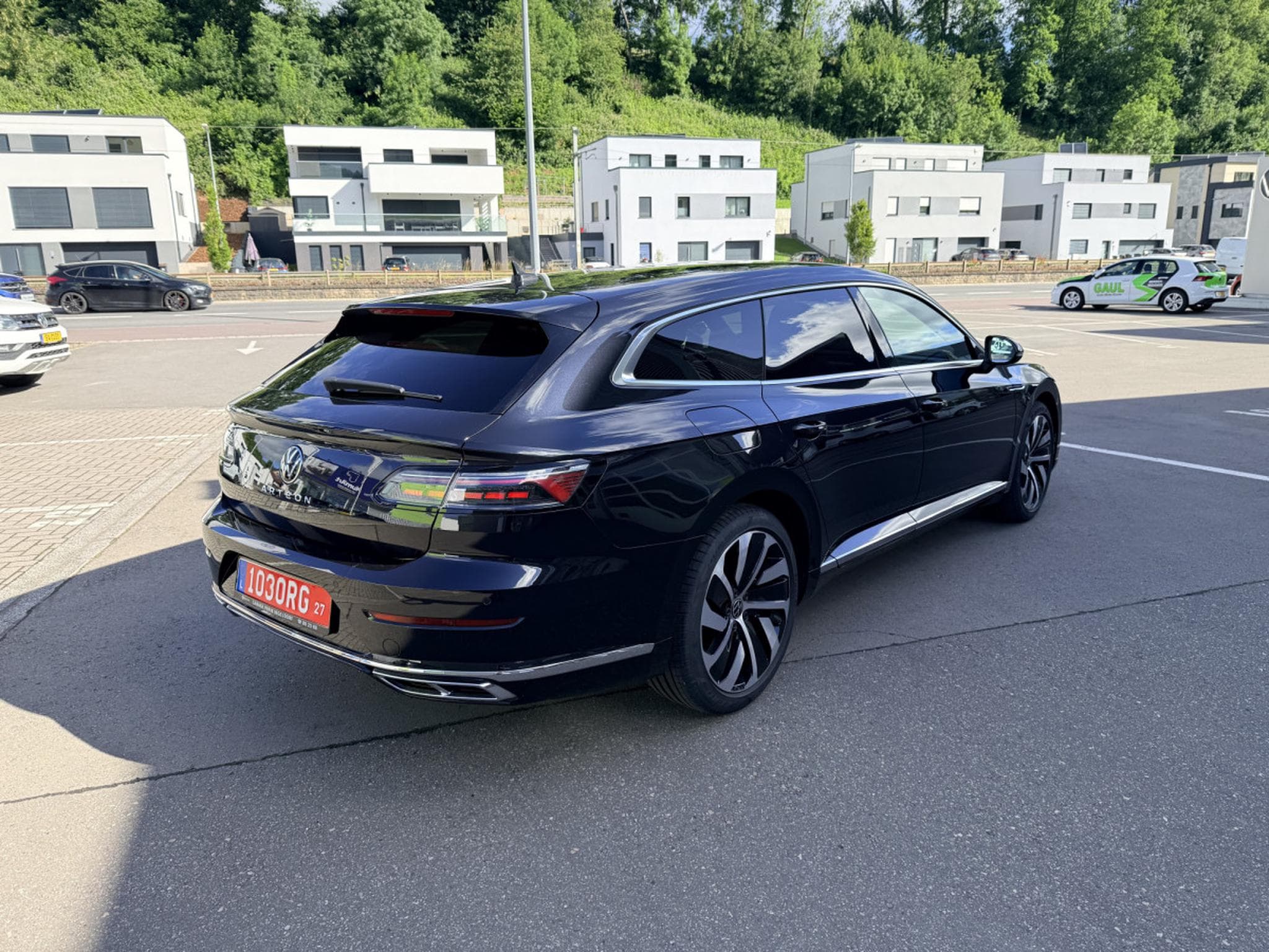 VW Arteon Shooting Brake R-line 2.0 TDI 200 ch DSG 7 vitesses (2023) - Photo 3