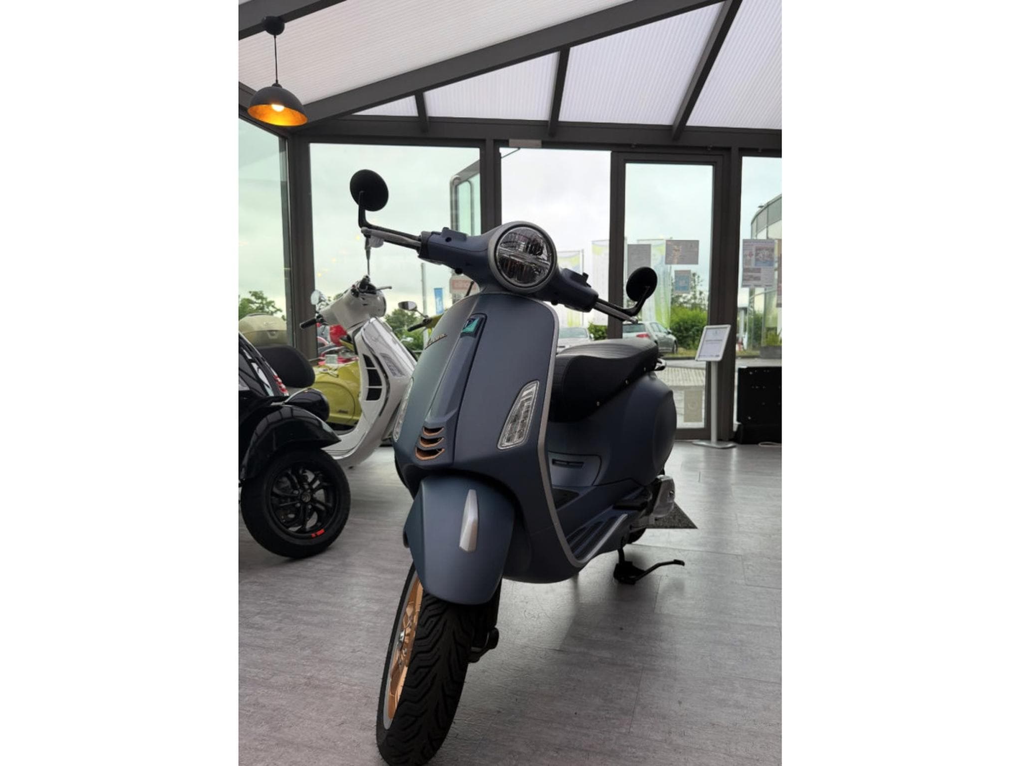 Vespa Primavera OFFICINA 8 (2026) - Photo 3