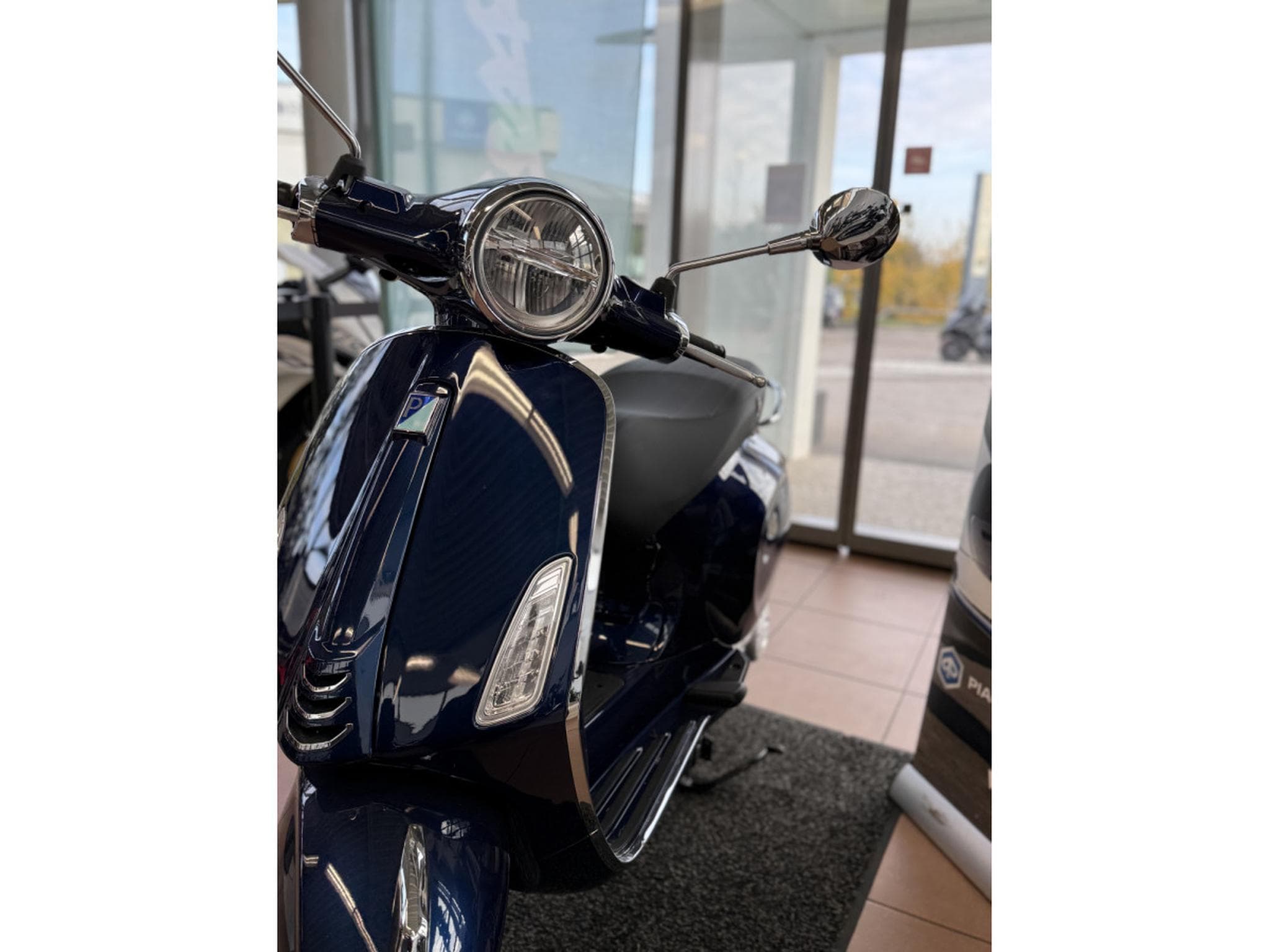 Vespa Primavera (2026) - Photo 4