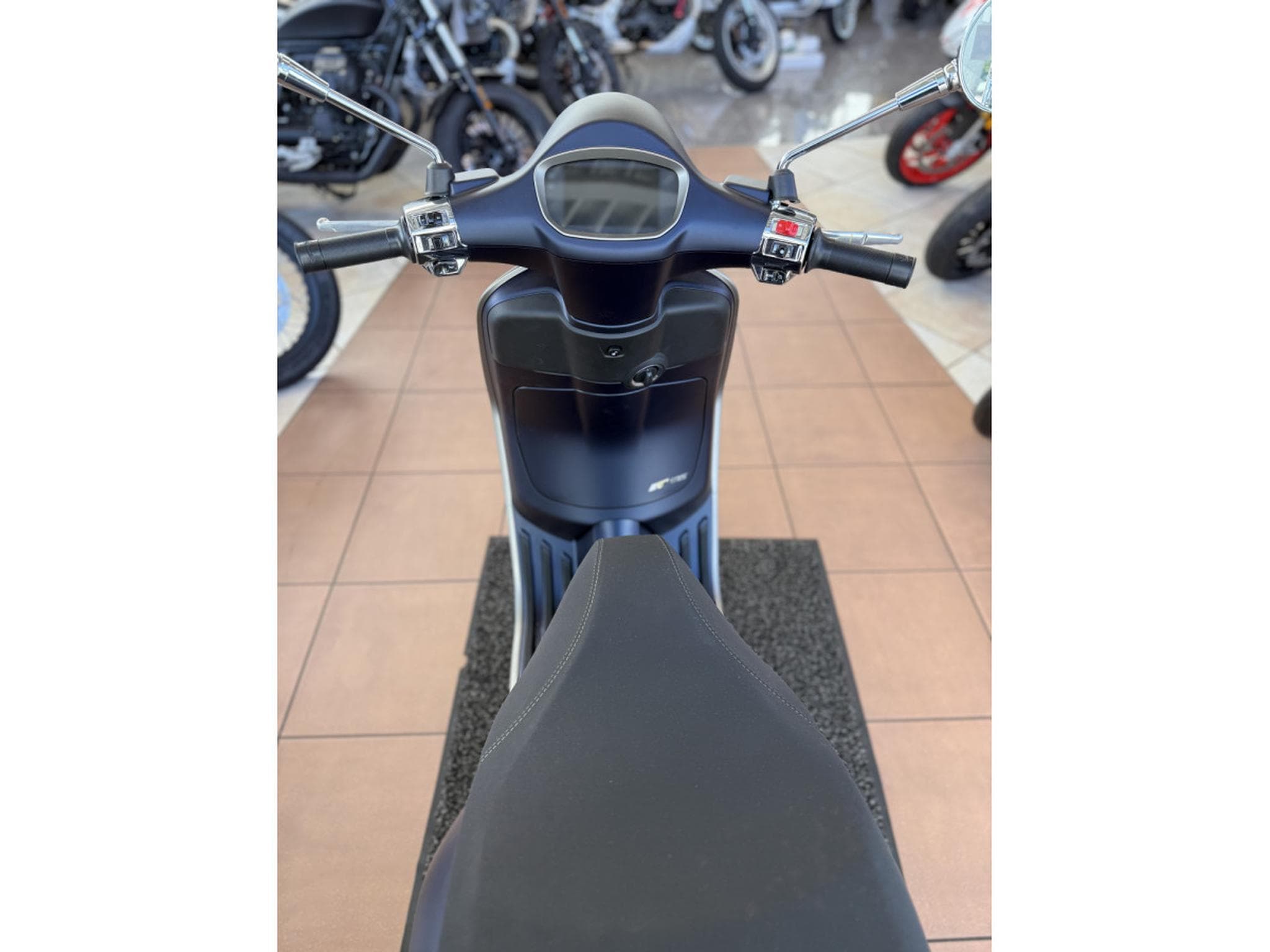 Vespa Primavera Tech (2026) - Photo 4