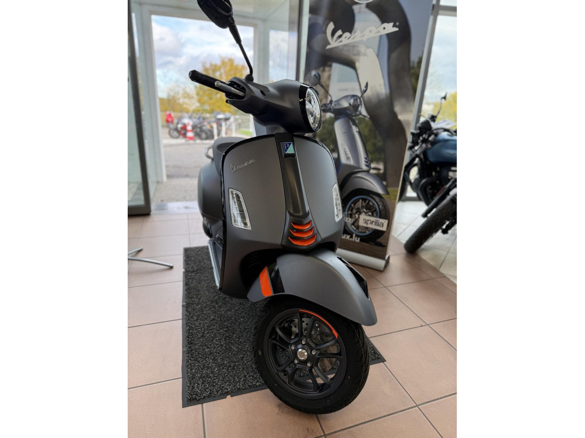 Vespa GTS Super Sport 310 (2026) - Photo 1