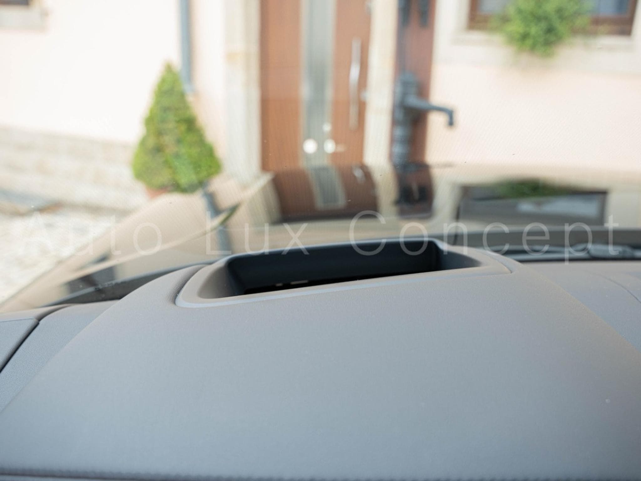 Land-Rover Range Rover SDV8 (2019) - Photo 10