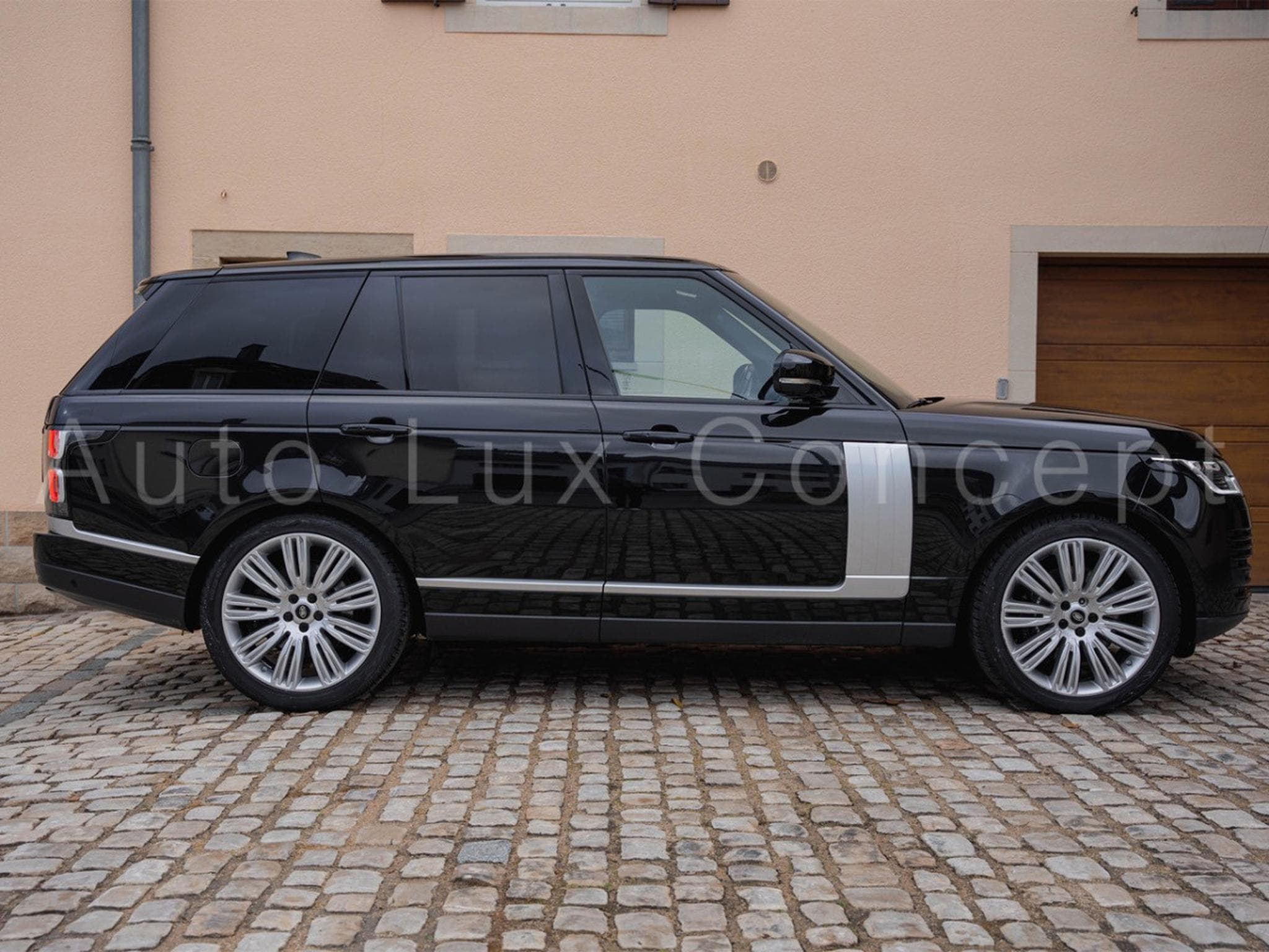 Land-Rover Range Rover SDV8 (2019) - Photo 16